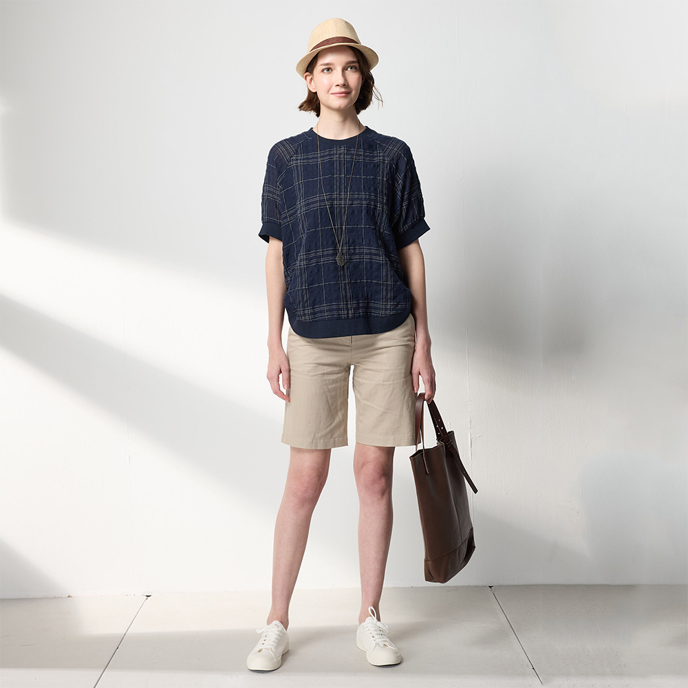 PIPPY 典雅格紋落肩圓領5分袖上衣