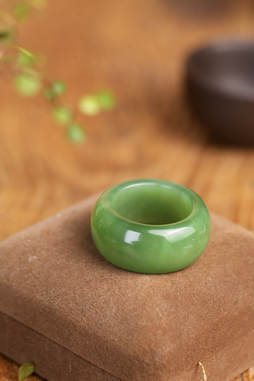 2914 和田玉碧玉貓眼扳指 (內徑 21mm)