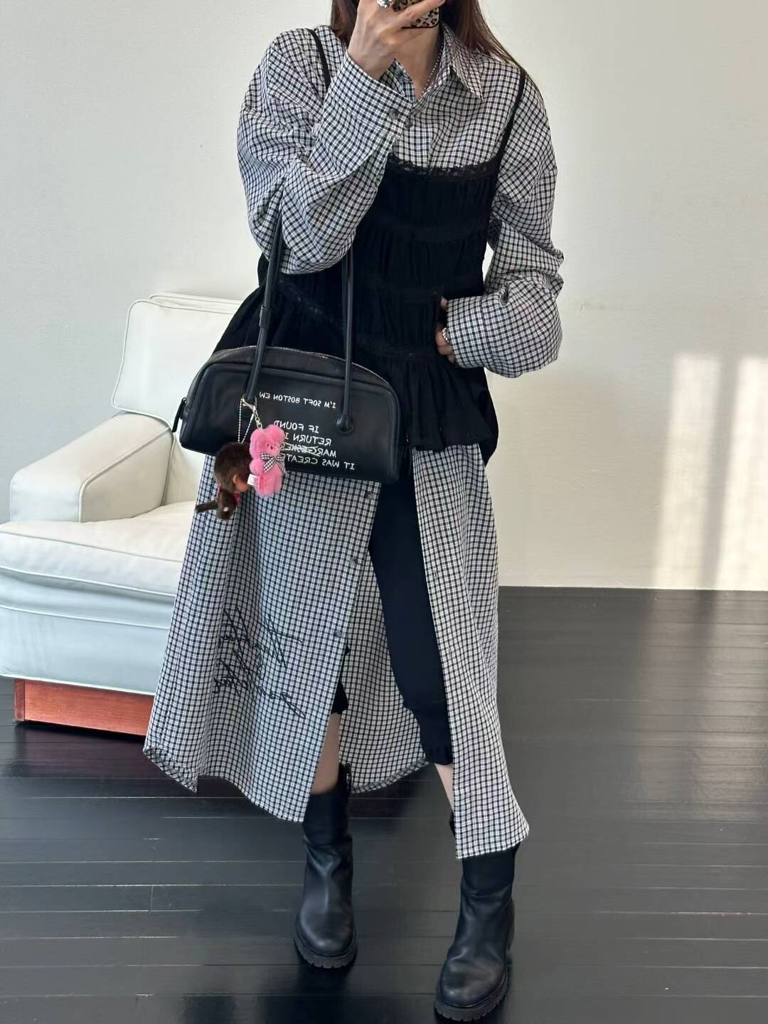 下擺印字格紋長襯洋