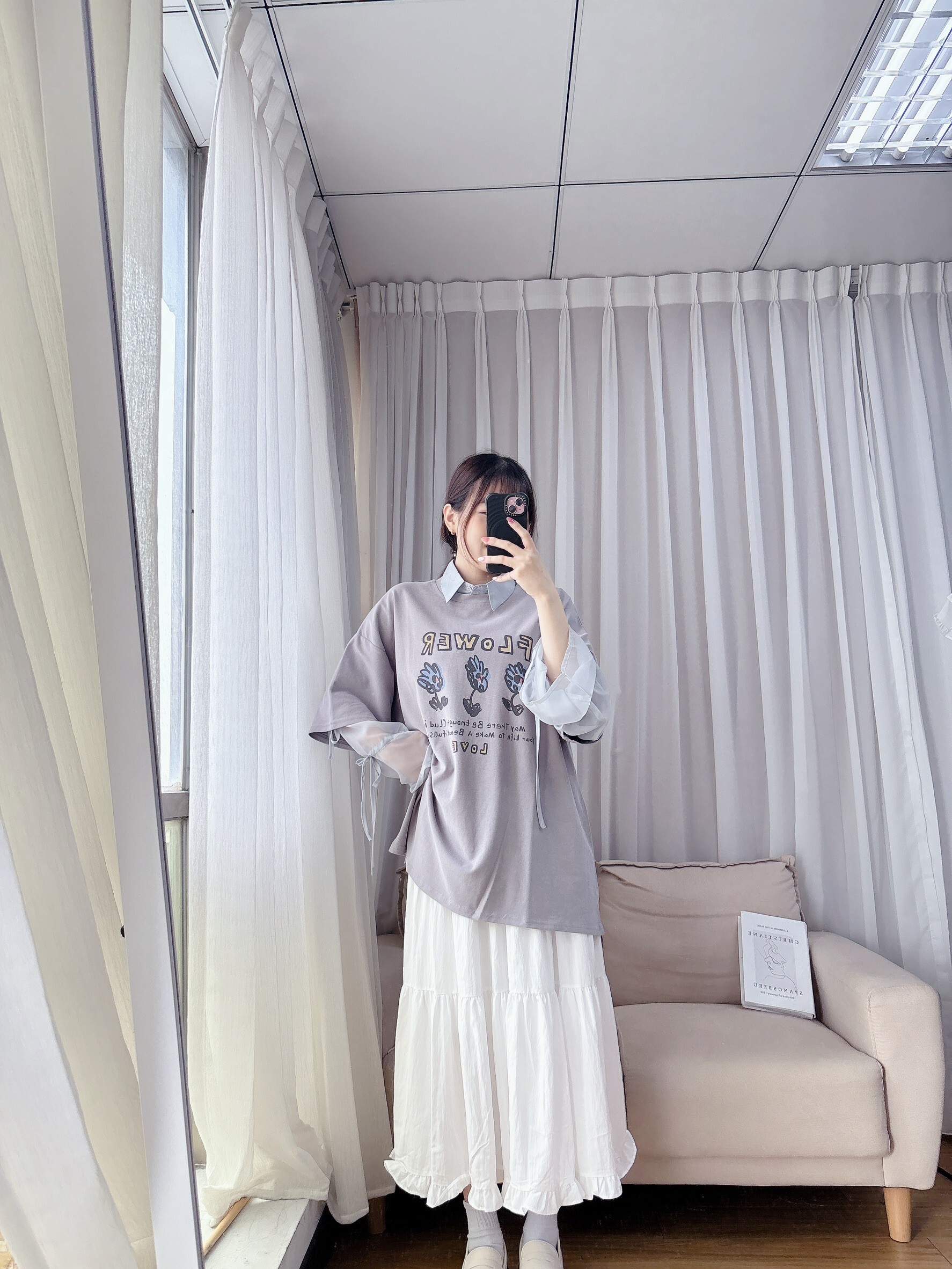 三朵小花圖案大T