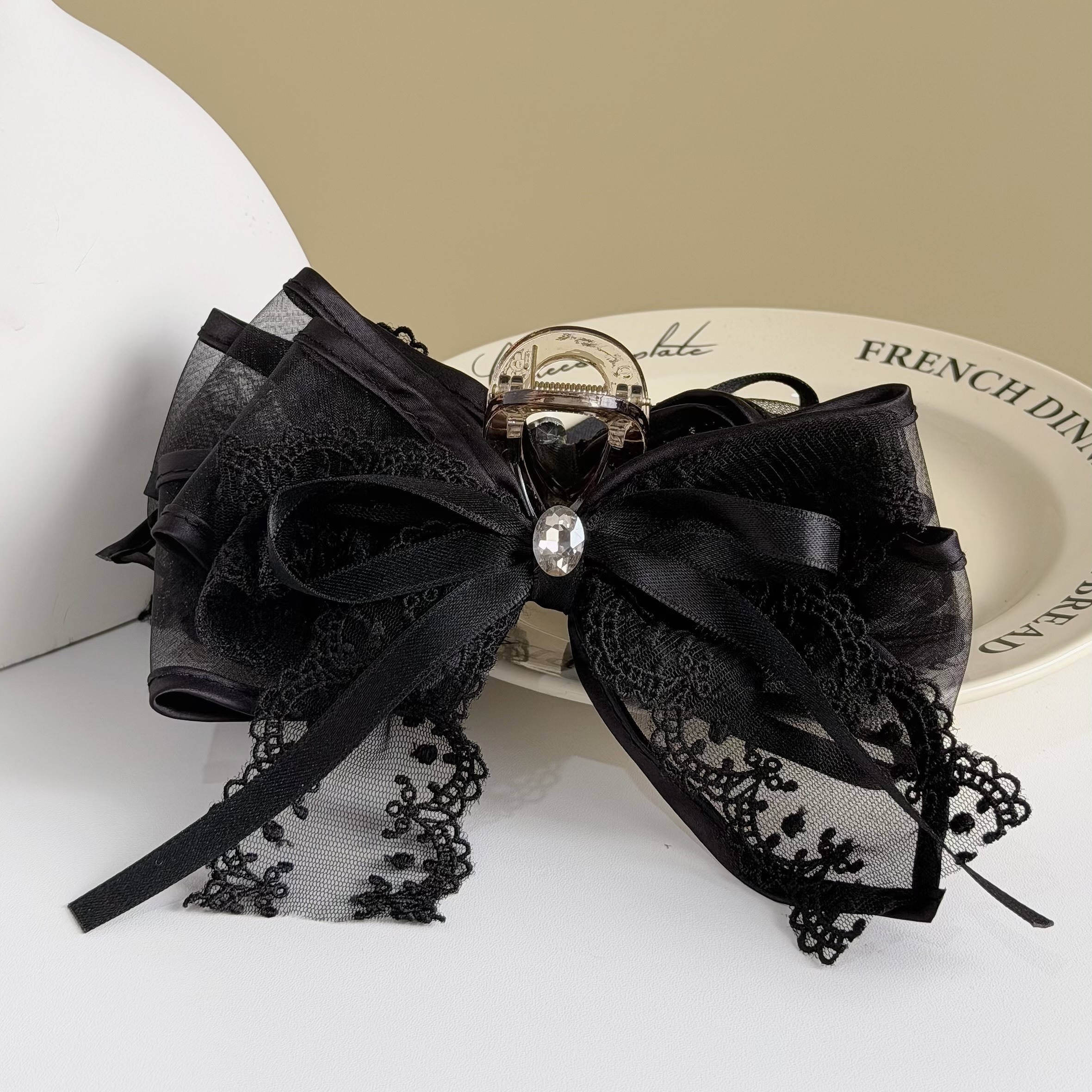 T160蕾絲橢圓水鑽蝴蝶結鯊魚夾