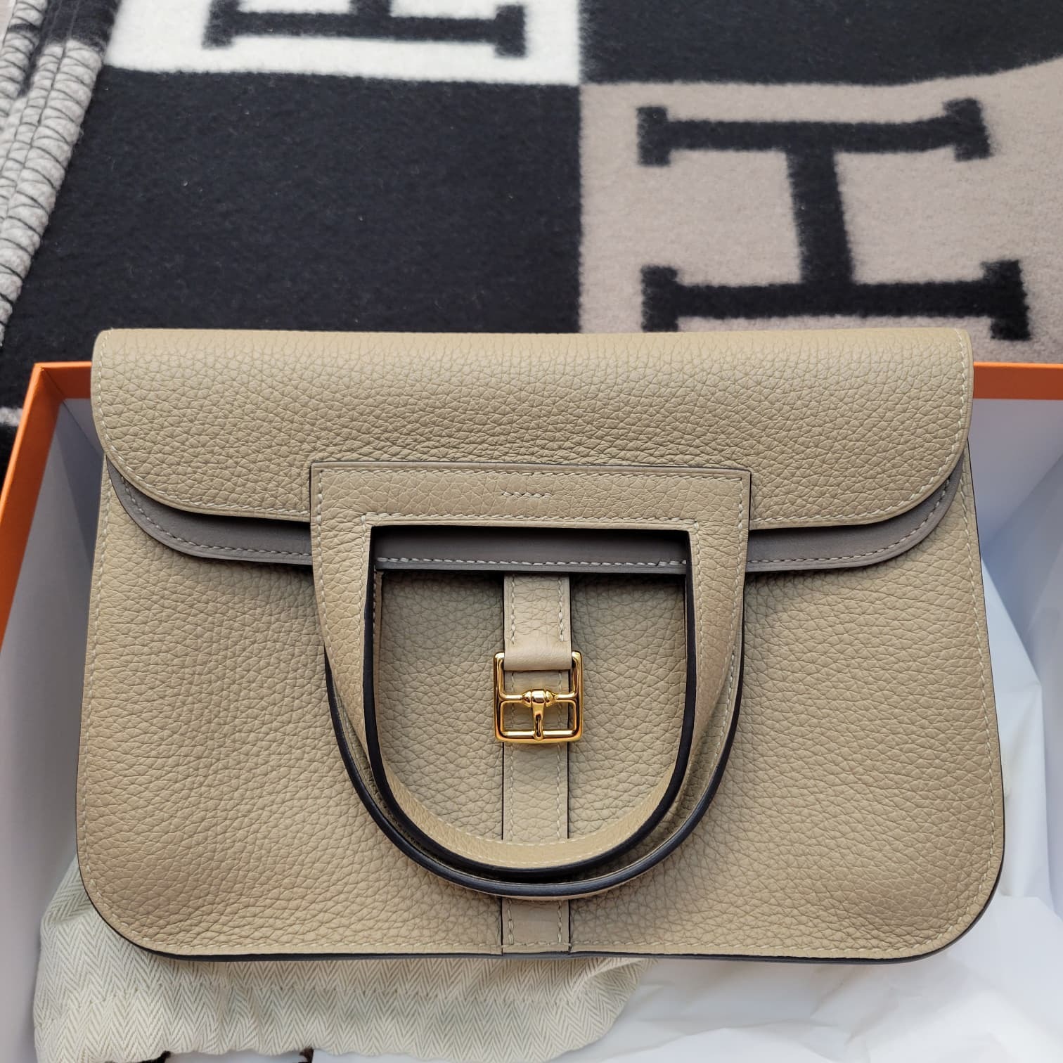 98%NEW HERMES HALZAN 25 S2 TRENCH/ETOUPE CC 風衣灰/大象灰 金扣