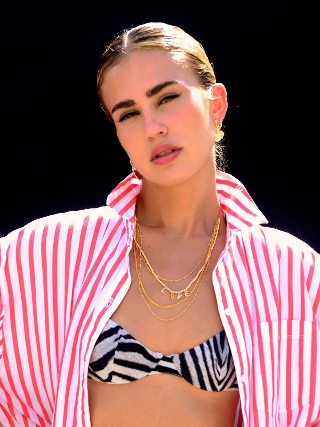 SHIMMER EARRINGS (SPARKLING HEART)｜Venessa Arizaga