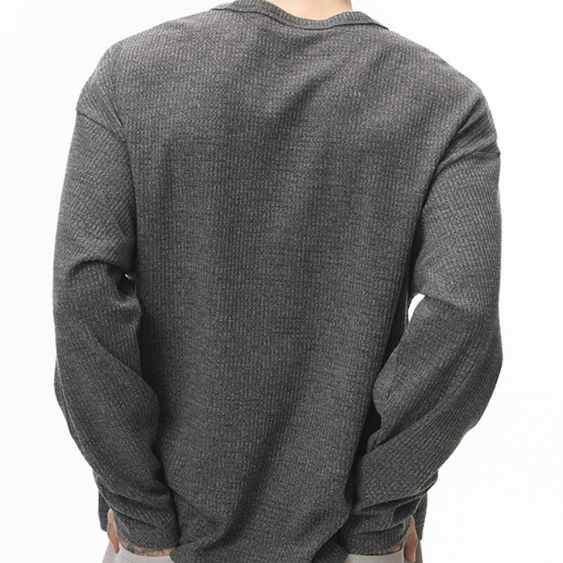 純色V領寬鬆老錢風華夫格長袖T-Shirt