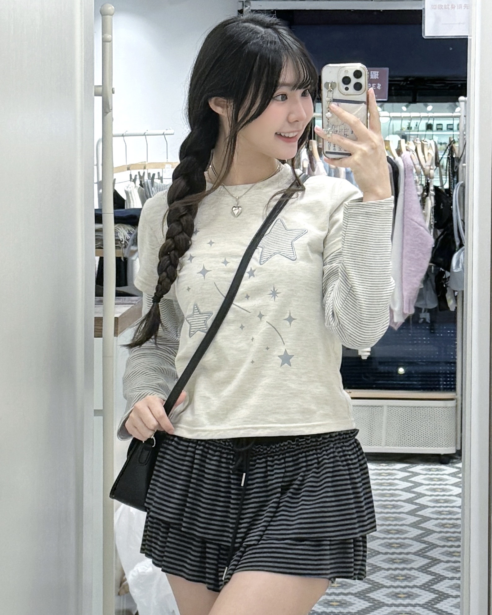 T1236｜韓系Y2K女團風！星星橫間假兩件長袖T