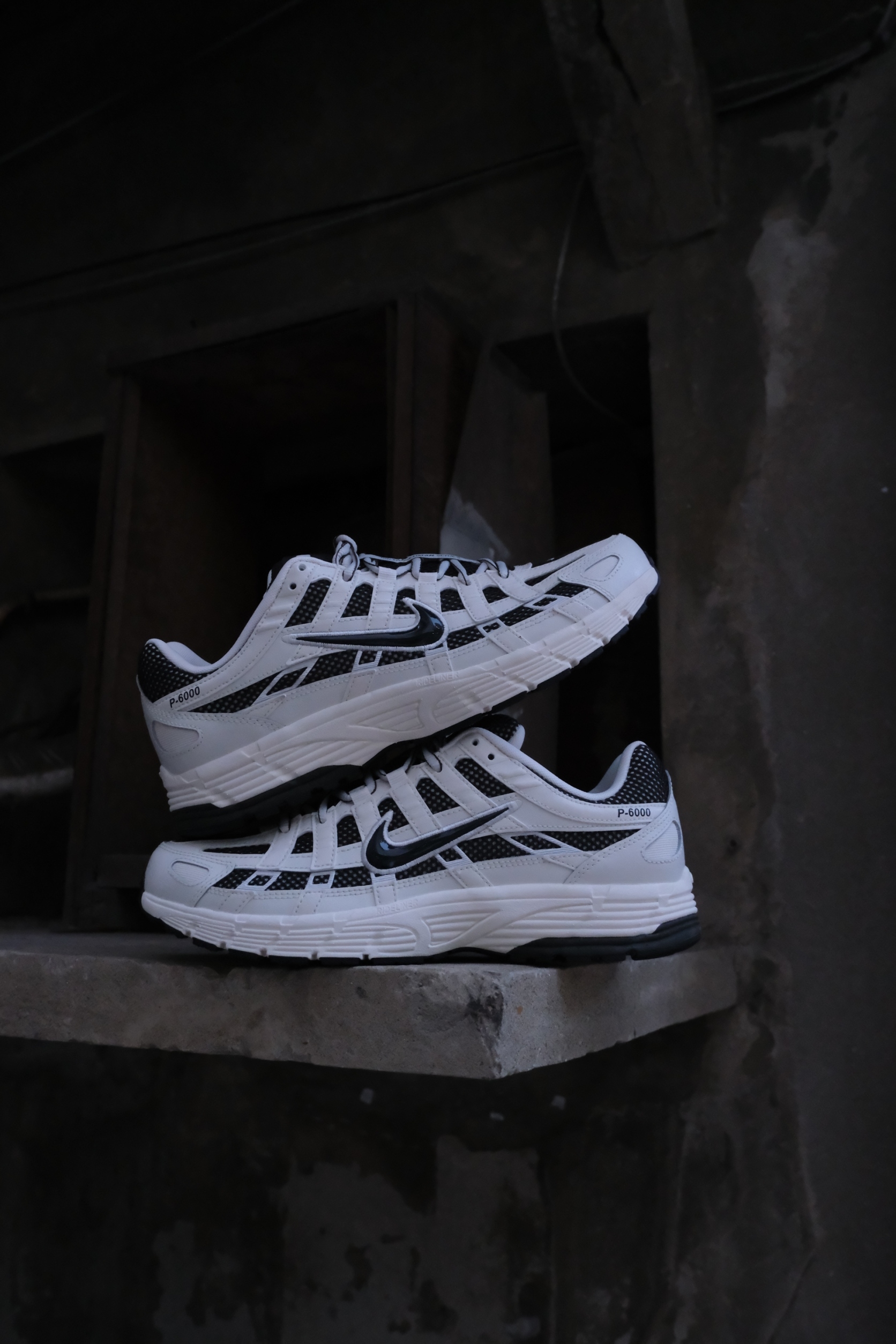 NIKE  P-6000 男鞋 白黑色 IO8711-101