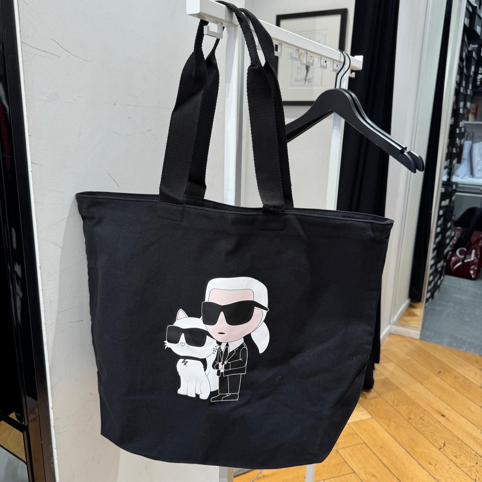 UK-GGG0304-328 (A29)