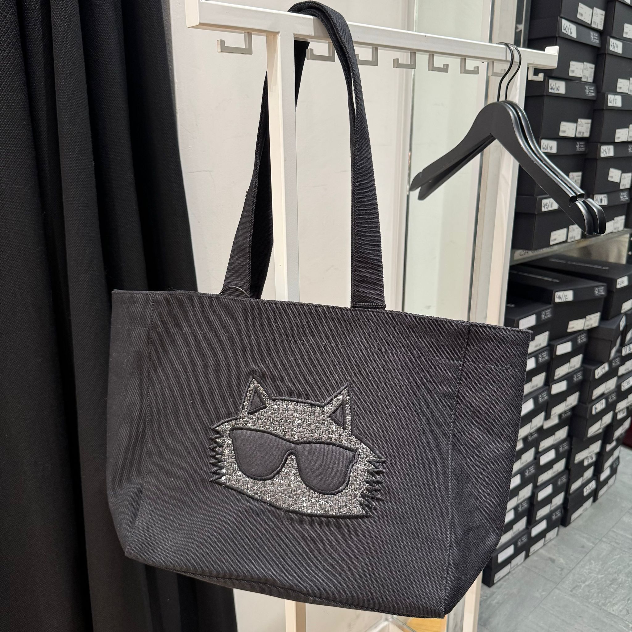 UK-GGG0304-330 (A31)