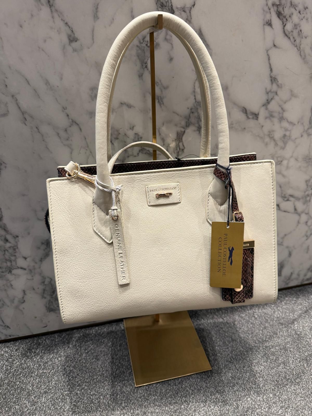 UK-GGG0304-377 (A18)