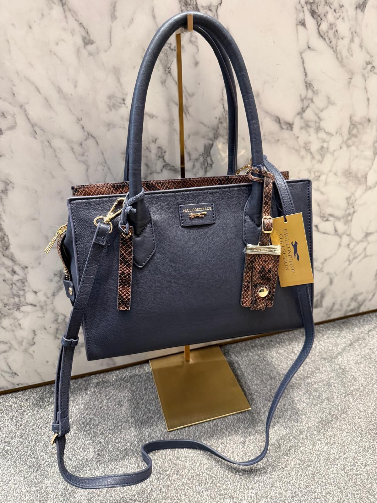 UK-GGG0304-378 (A19)