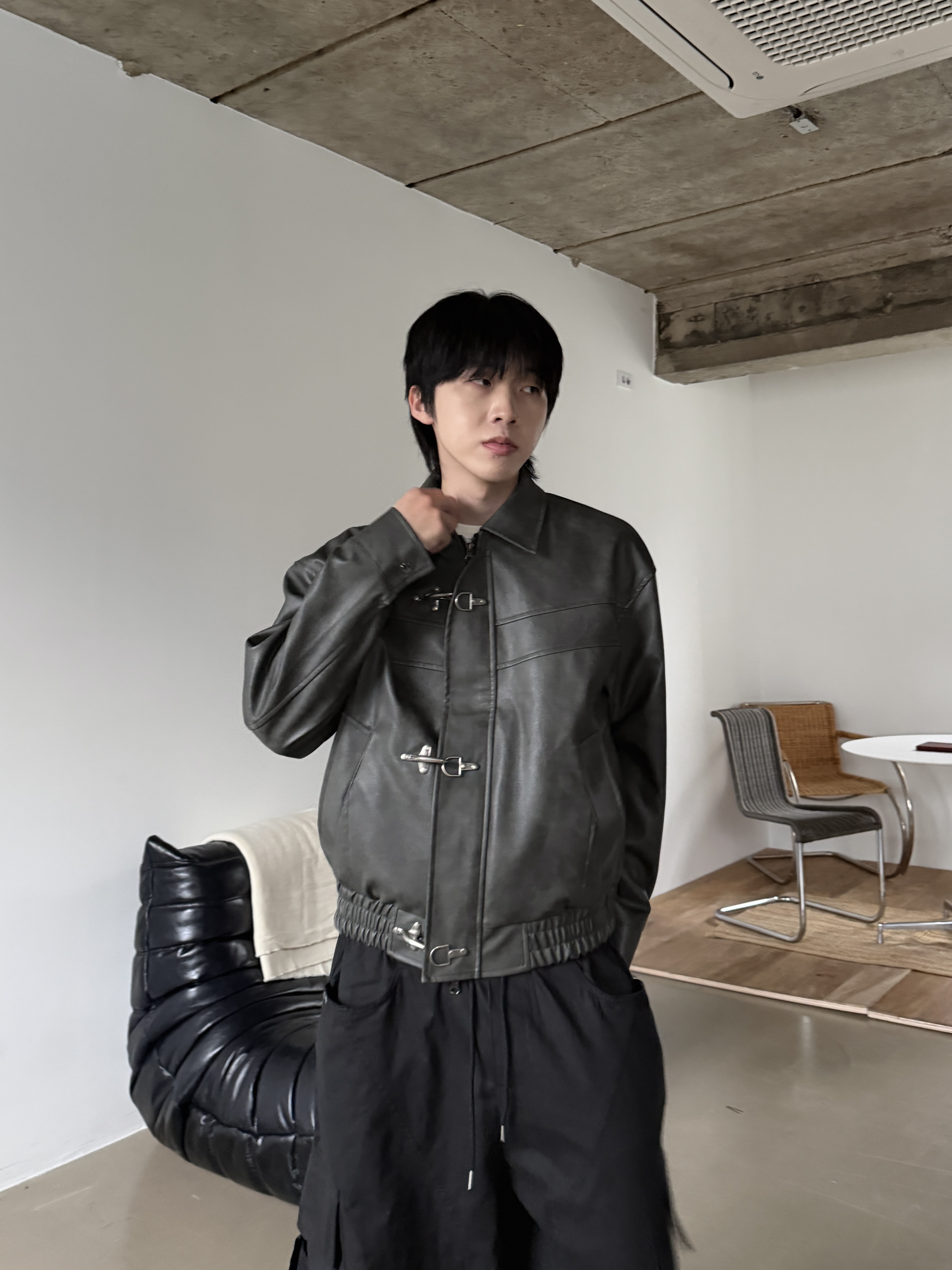 消防釦 層次剪裁 短版皮衣外套