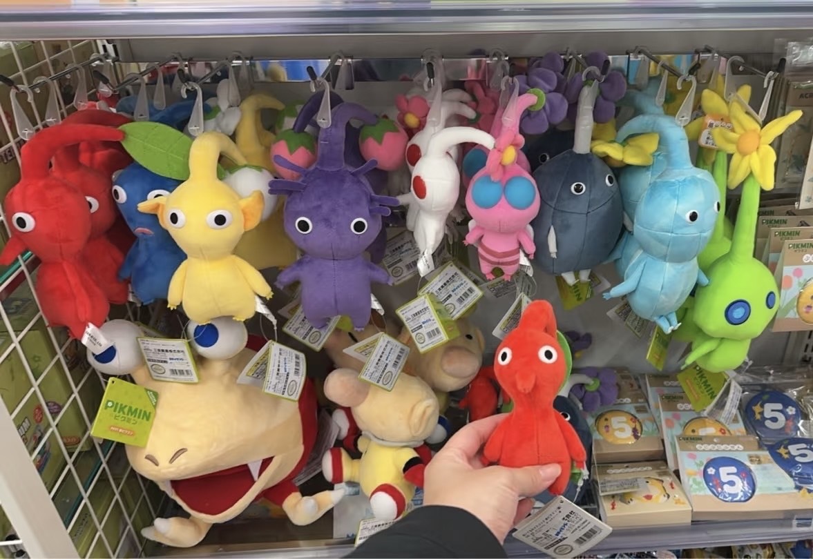 【Luxury】日本代購 Nintendo PIKMIN BLOOM 任天堂獨家專賣 皮克敏小吊飾 包包掛件 珠鏈掛飾 玩偶 娃娃 任天堂IP