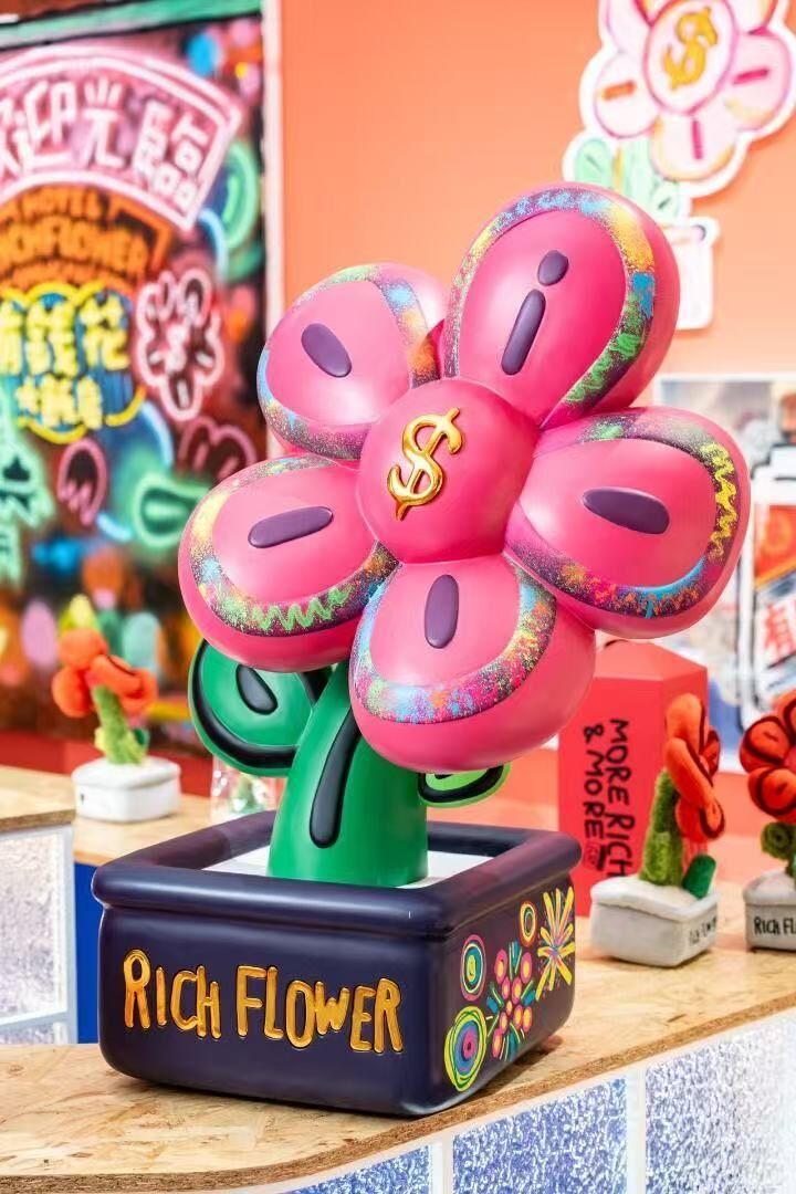 Rich Flower Yo Yo Lee 李昱昱 有錢花 30cm 90cm Version sculpture