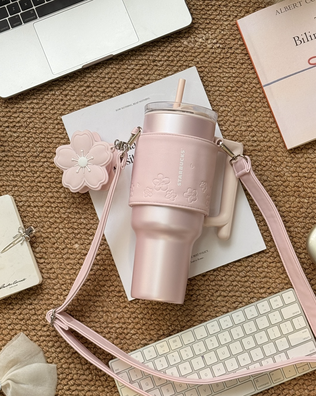 Starbucks 星巴克 暮櫻翩翩系列 珠光粉 櫻花粉 吸管杯 1180ml 大容量 雙飲口 附杯套