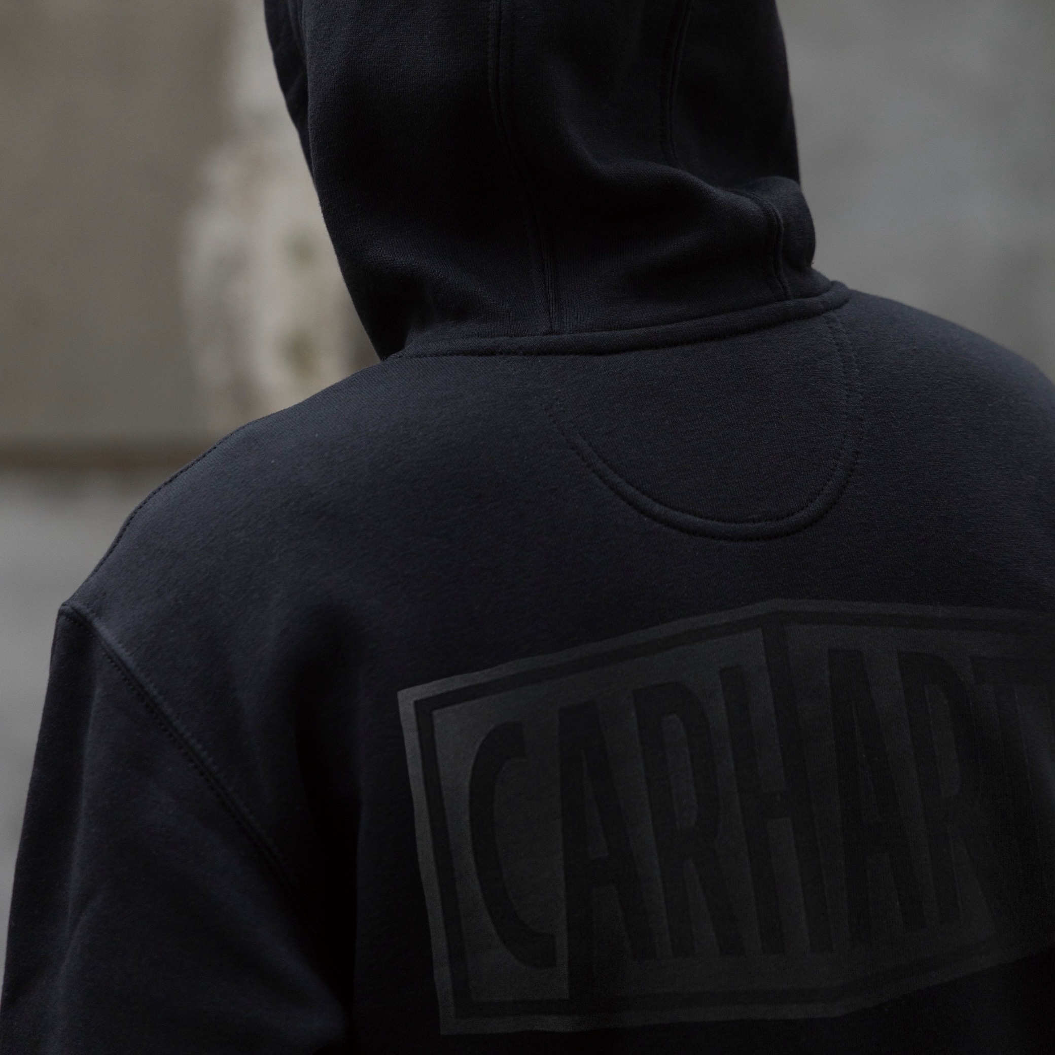 Carhartt - ( 107030 ) Rain Defender® Loose Fit Logo Graphic Sweatshirt