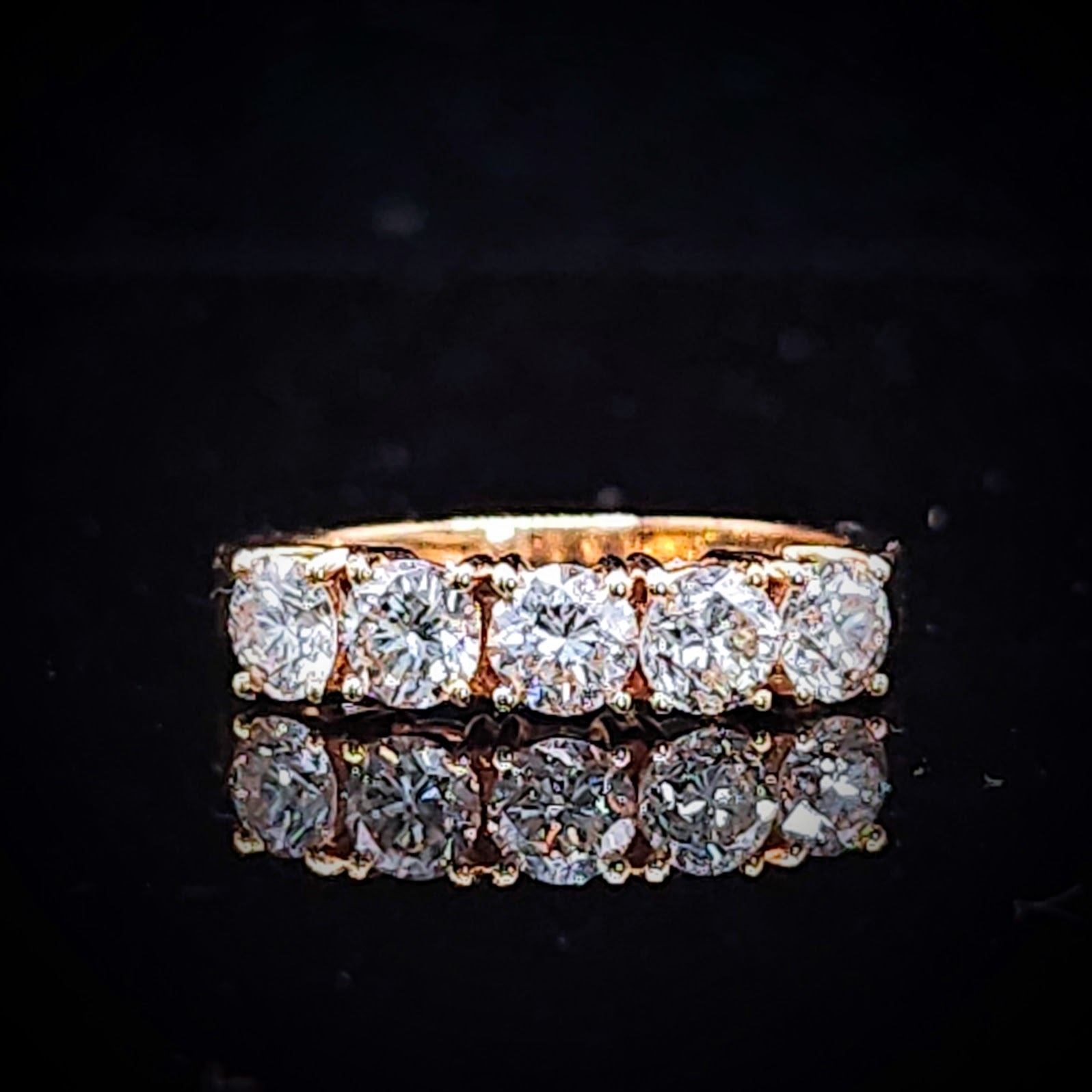 全新18K玫瑰金1卡16份鑽石戒指