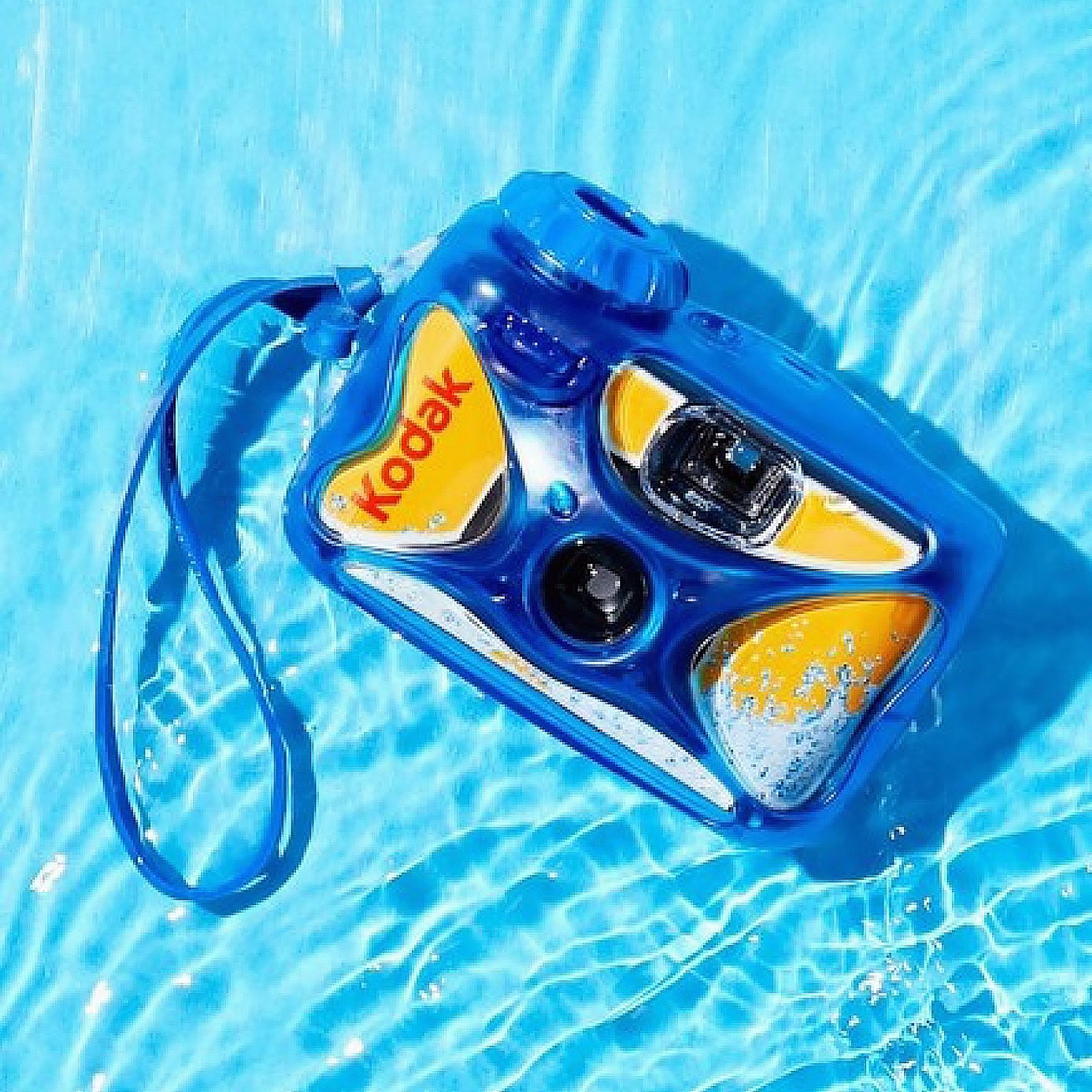 Kodak Water and Sport 35mm x 27 exp. - Disposable Camera - PAST DATE SPECIAL