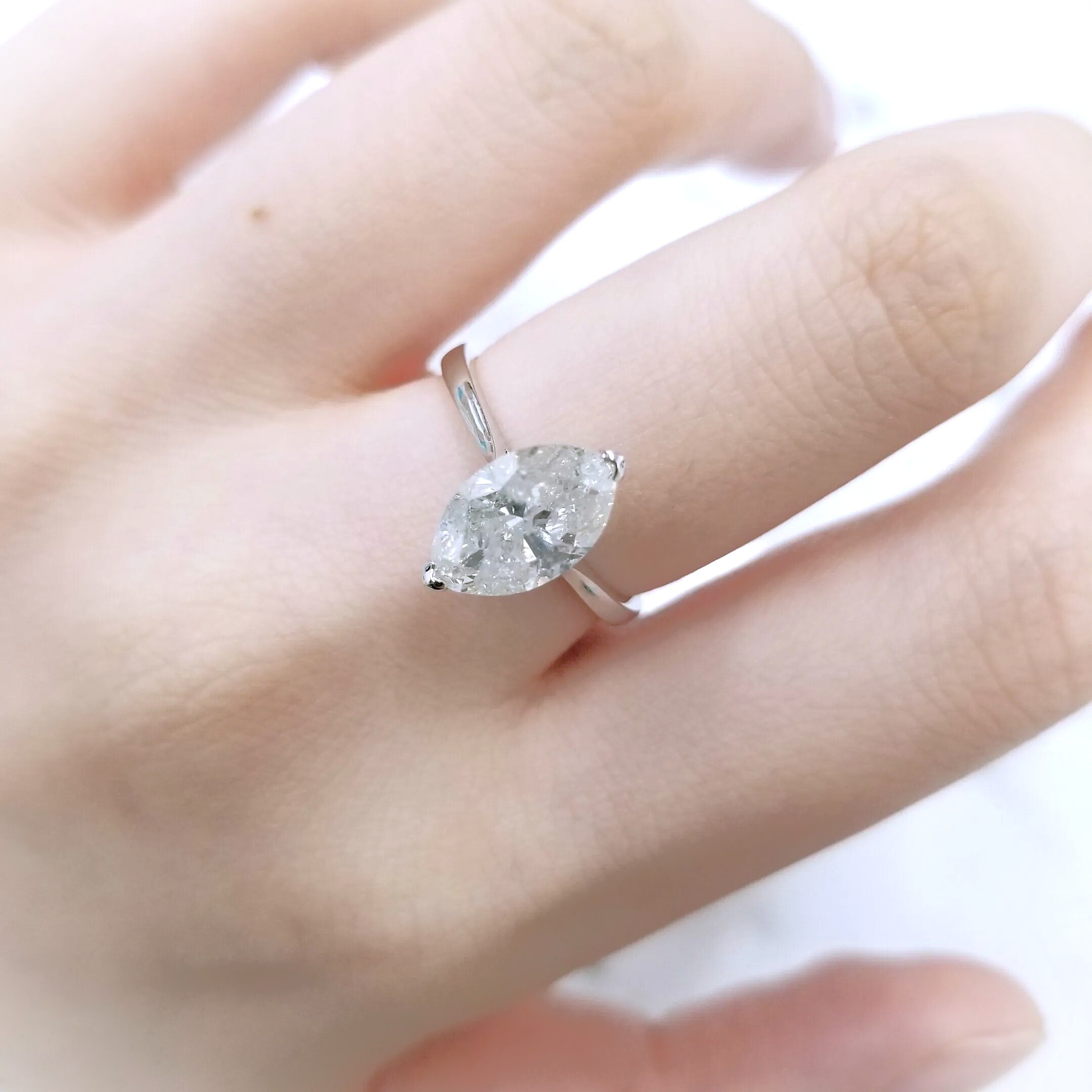 全新18K白金【單粒1卡93份欖尖形鑽石】戒指