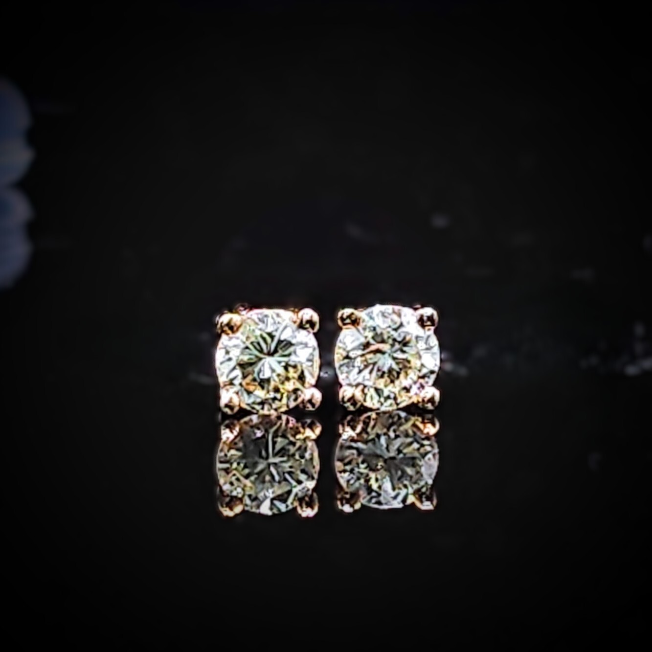 全新18K玫瑰金【主石31份鑽石】4爪耳環