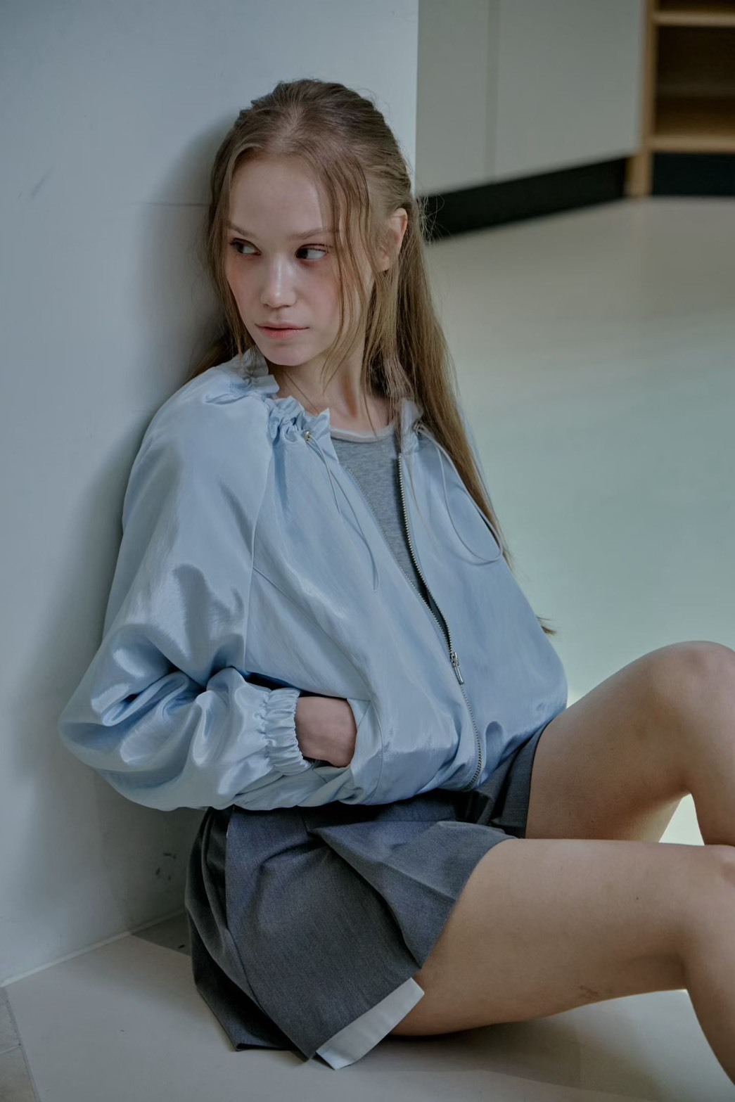 蓬感抽繩夾克
