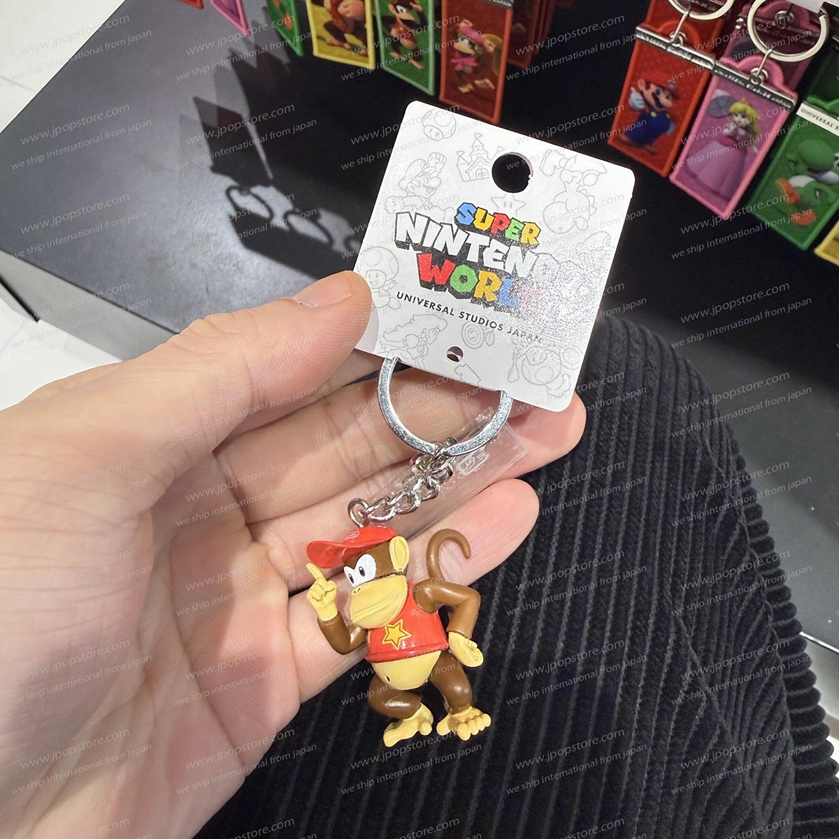 【USJ限定】MARIO NINTENDO DONKEY KONG KEYCHAIN