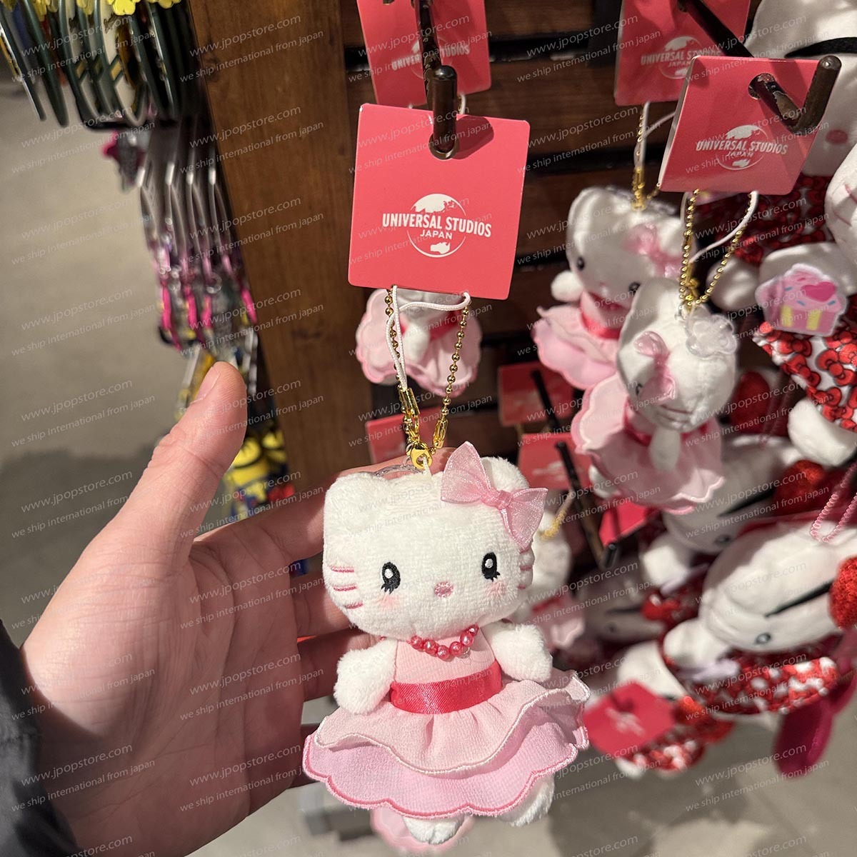 【USJ限定】SANRIO HELLO KITTY KEYCHAIN