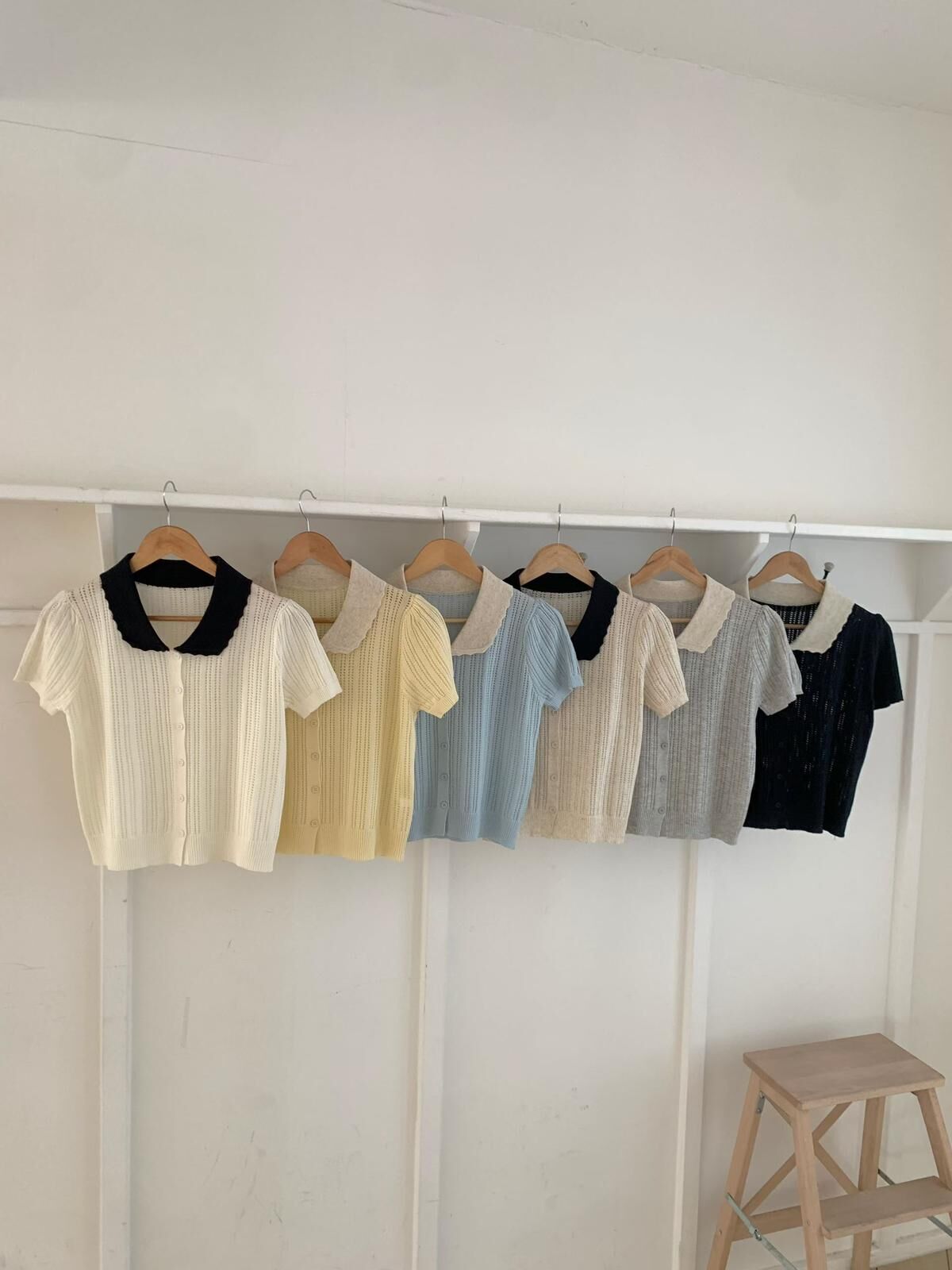 JC0309I 娃娃領縷空針織款