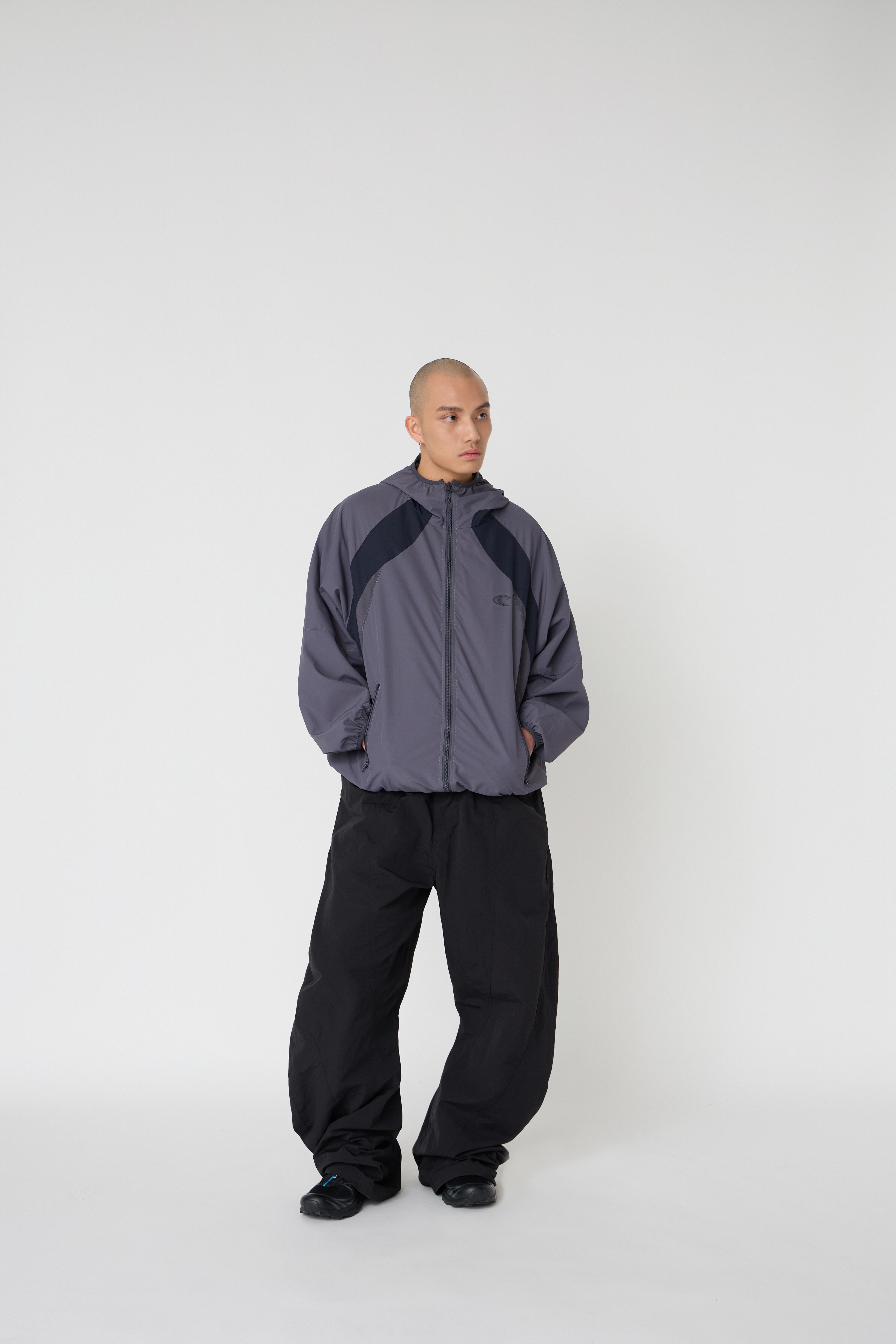 NOIR VINTAGE拼接解構風衣外套