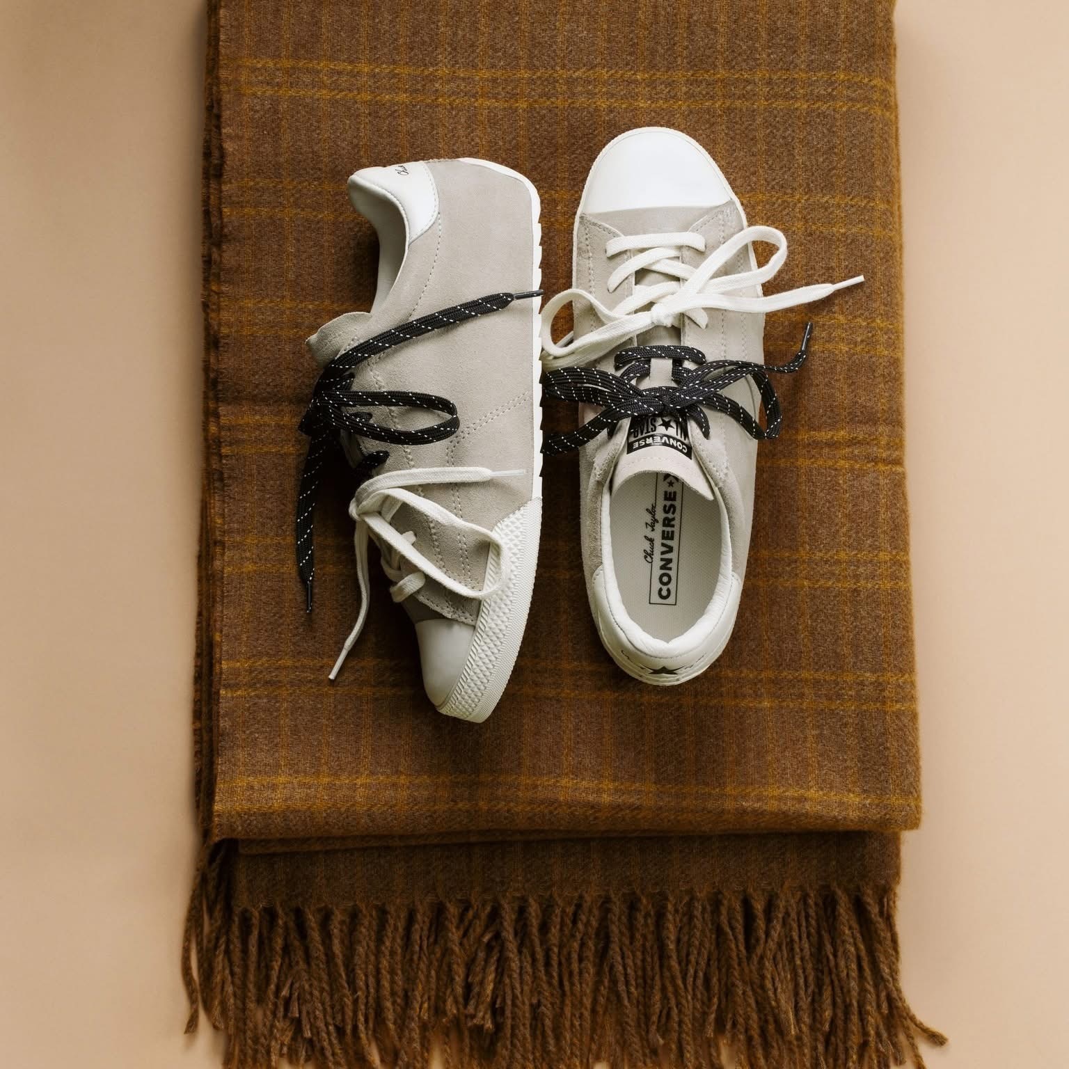 男女鞋 CONVERSE CT LO OX 杏 龍韻竹同款 低筒 麂皮 復古 雙色鞋帶 休閒鞋 帆布鞋【A16122C】