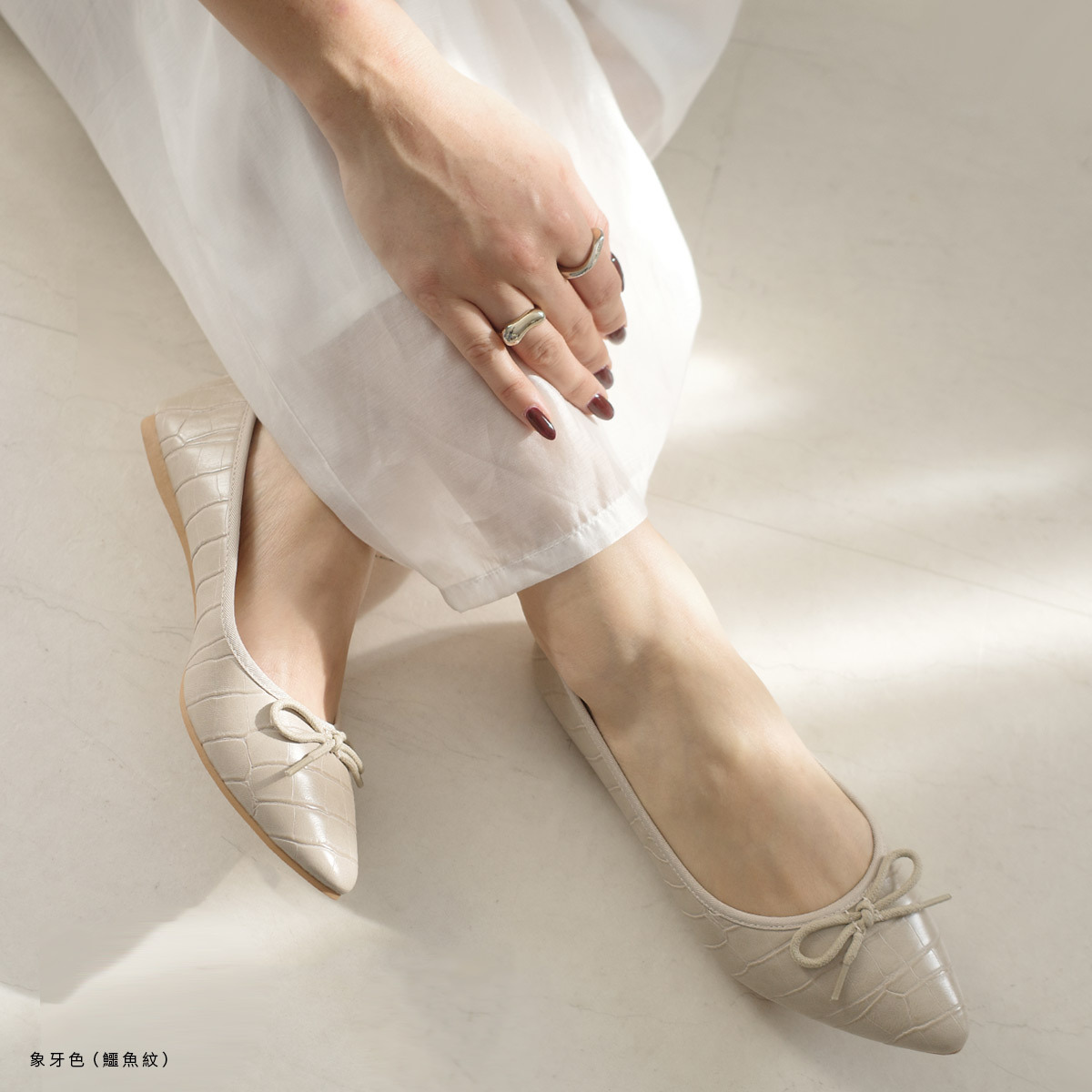 輕如羽毛 尖頭蝴蝶結芭蕾娃娃鞋｜春夏色【FX2015-1】