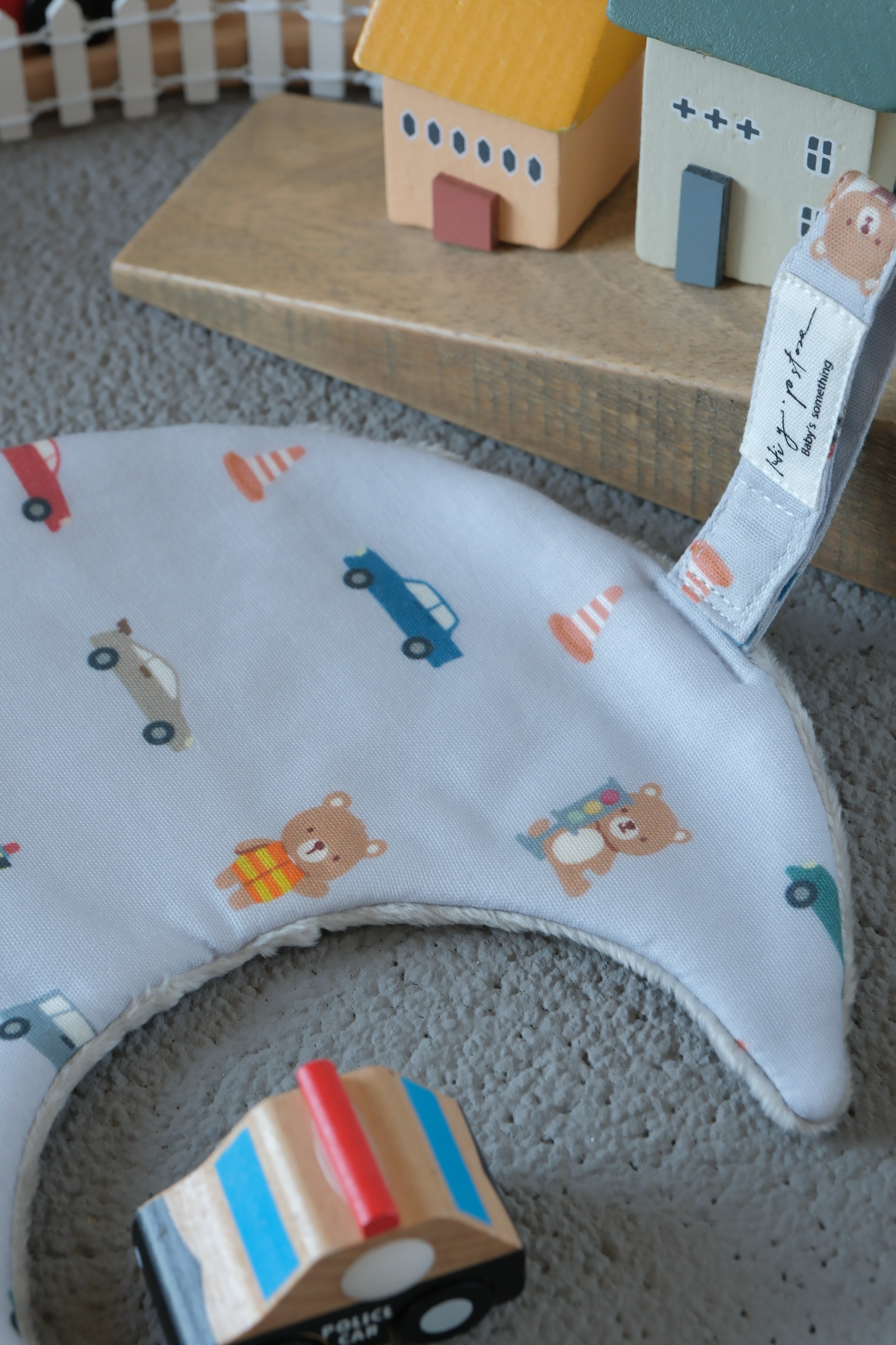 Hi Y.P store-獨家設計款-月光安撫巾-汽車小熊