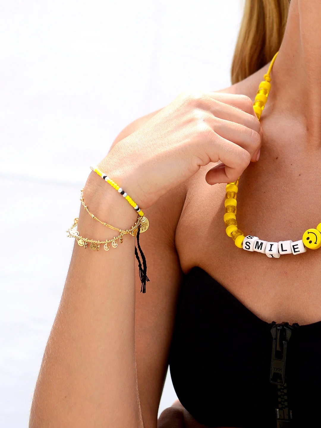 GOOD VIBES ONLY BRACELET｜Venessa Arizaga