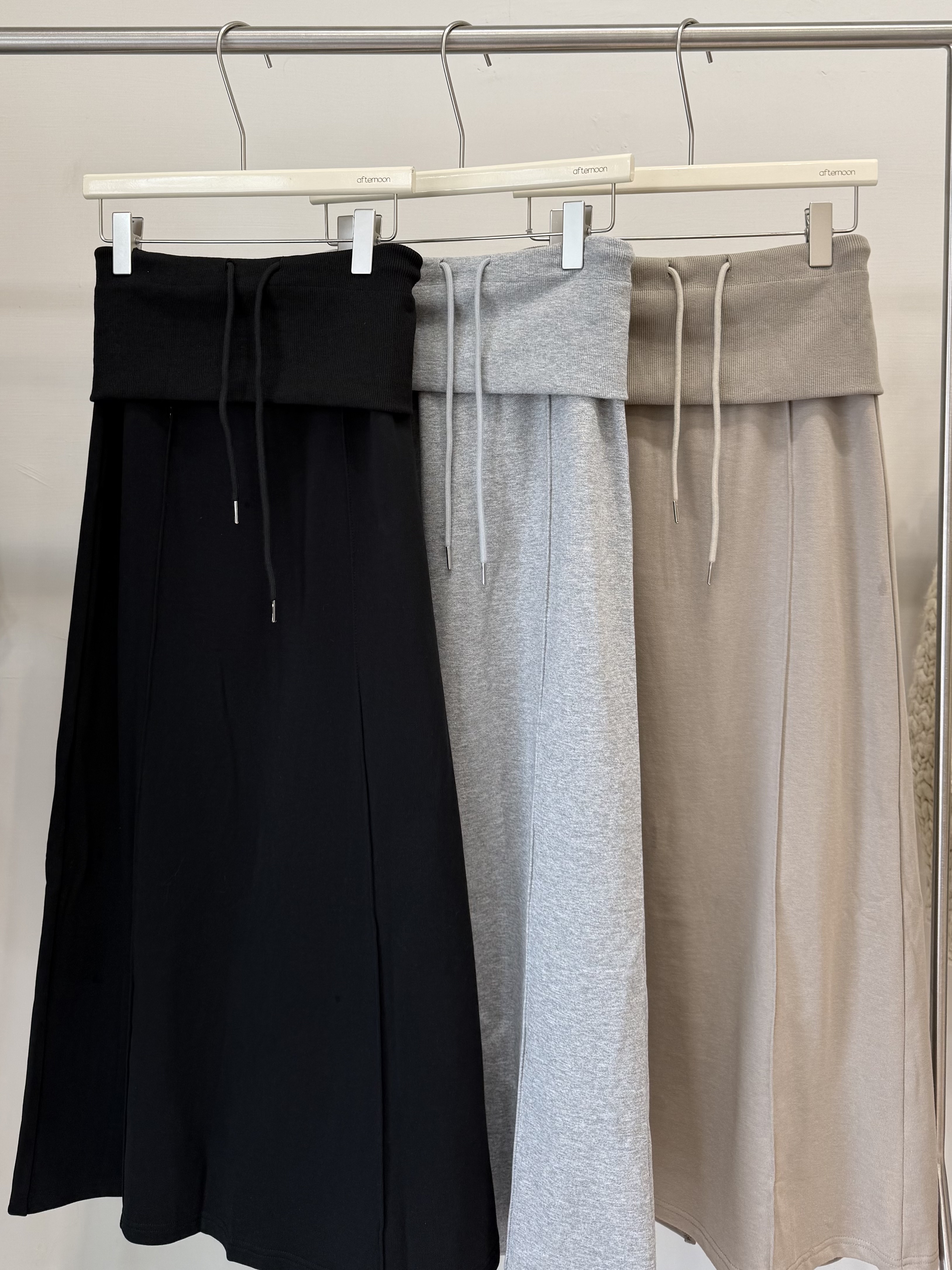 296 大反摺抽繩後開衩棉裙