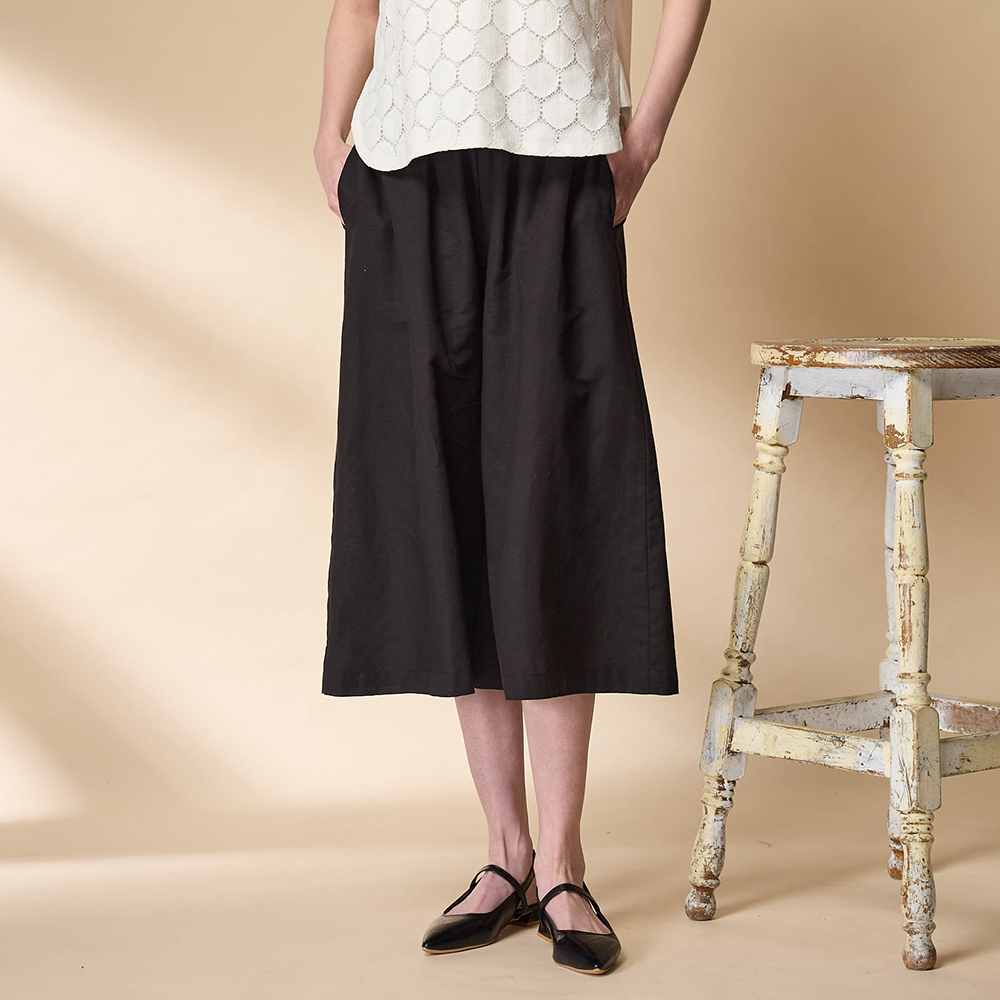 PIPPY 典雅棉麻寬口褲裙 黑