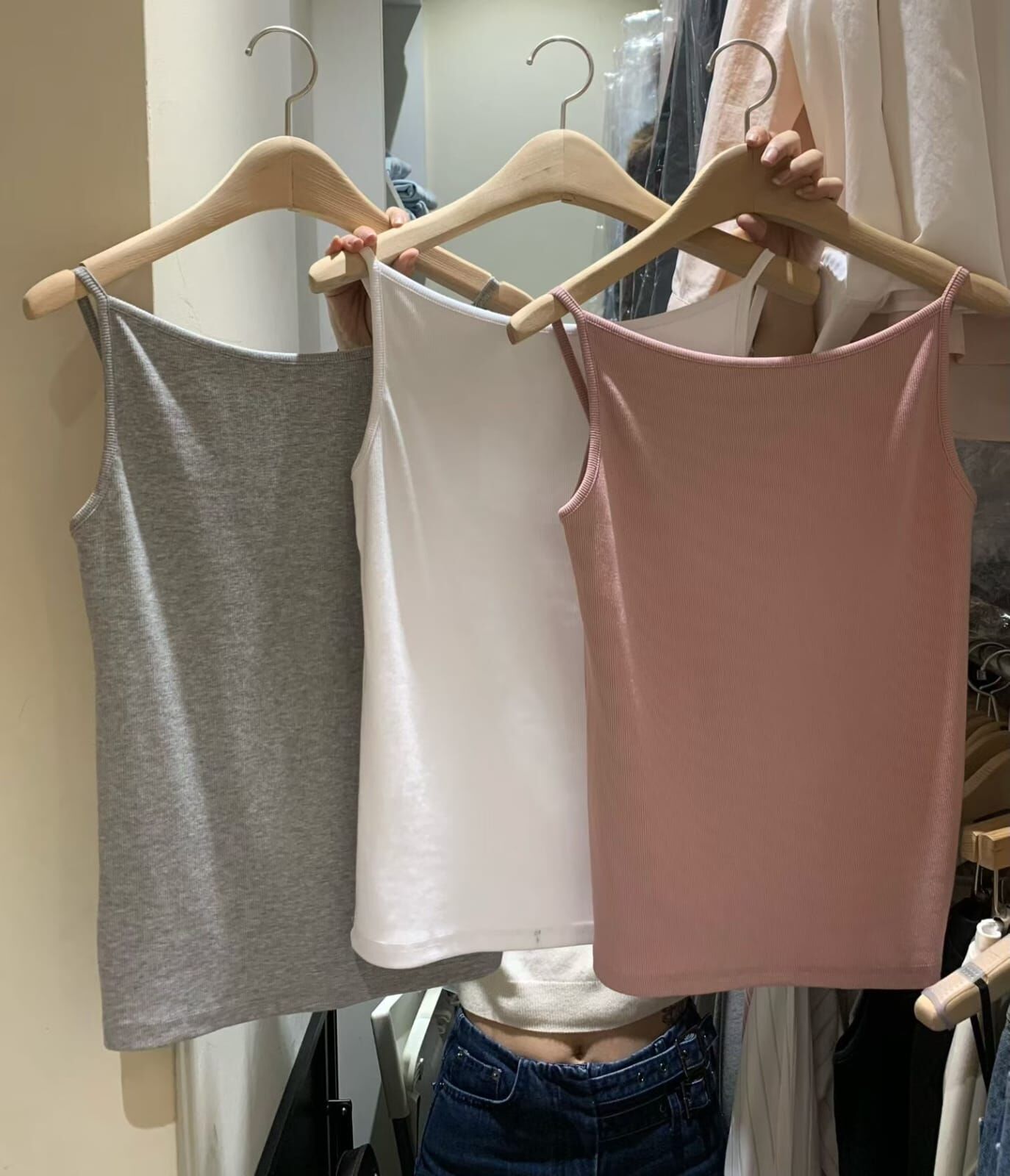 CC36 韓系經典一字領辣妹背心 $238/2件 *特價* (充值購物金不適用)