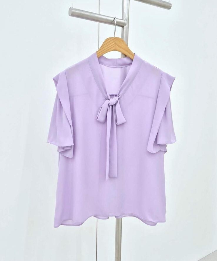 CL11 胸41 長23 $299 (一口價)