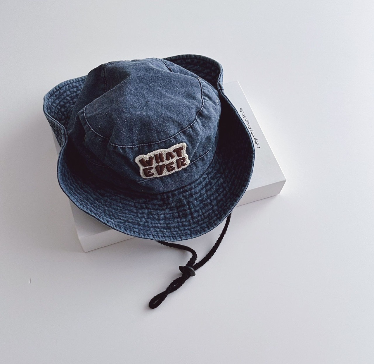 英字水洗牛仔漁夫帽