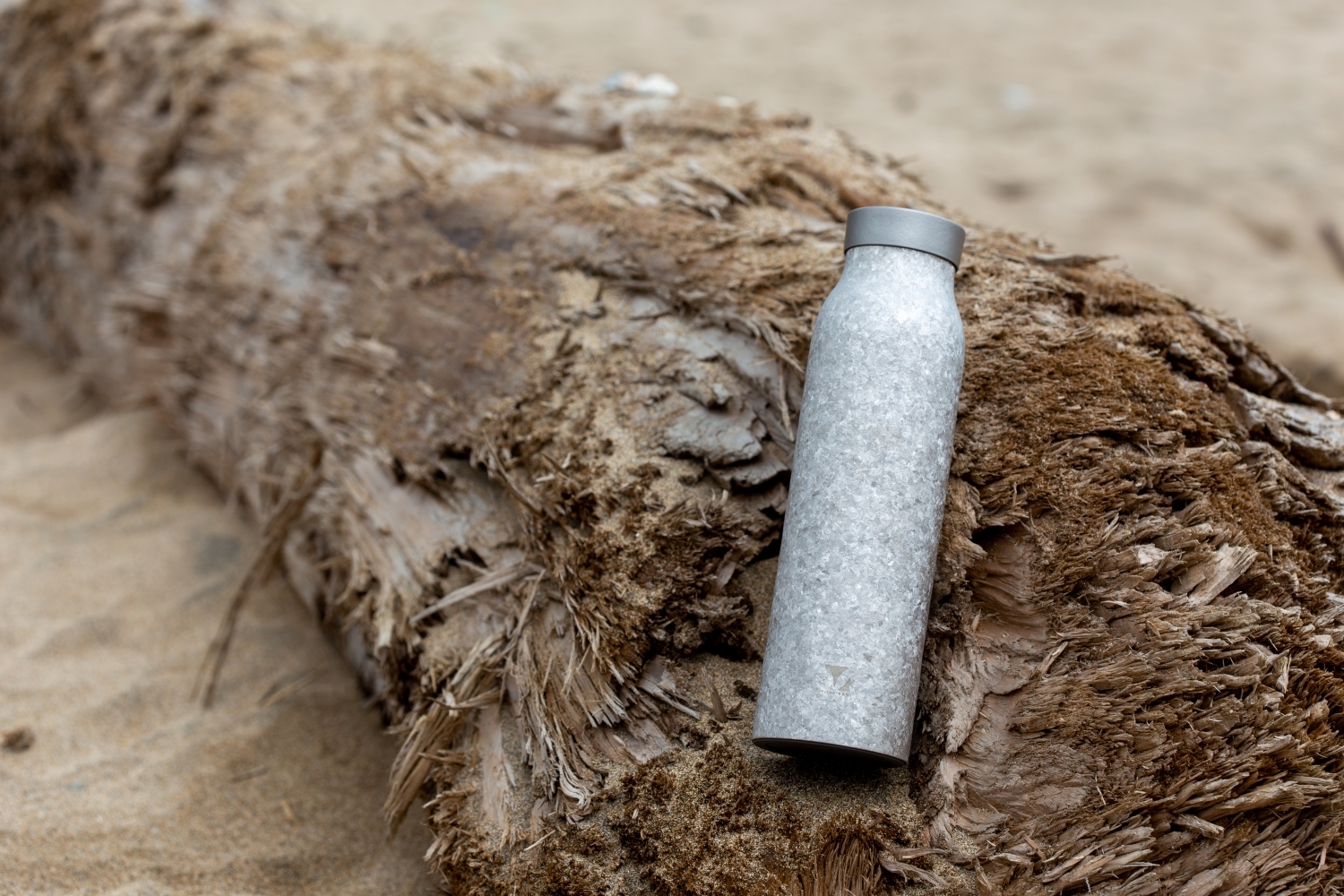 鈦輕瓶900｜晶鈦系列｜羽霧銀