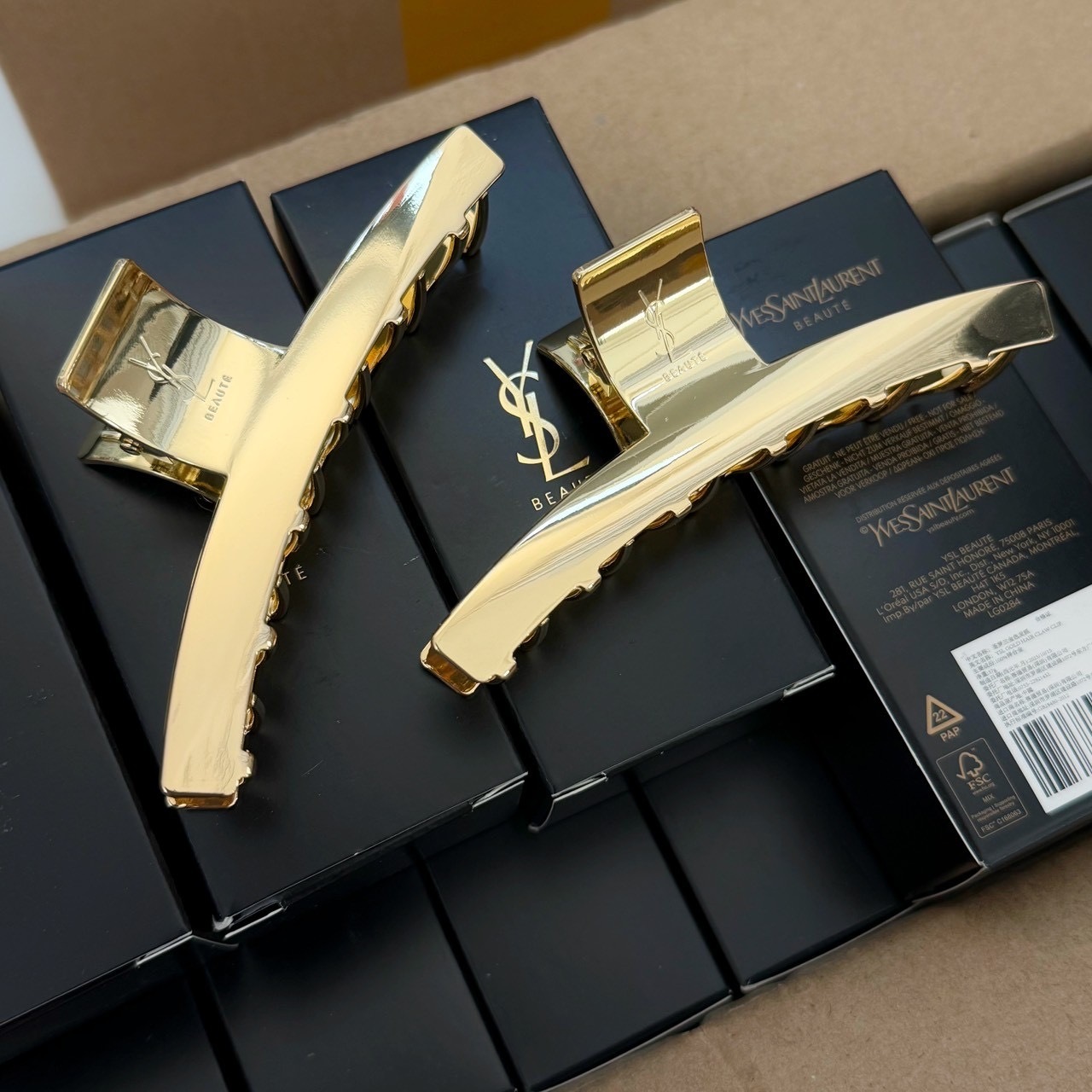 YSL贈品金屬鯊魚大髮夾