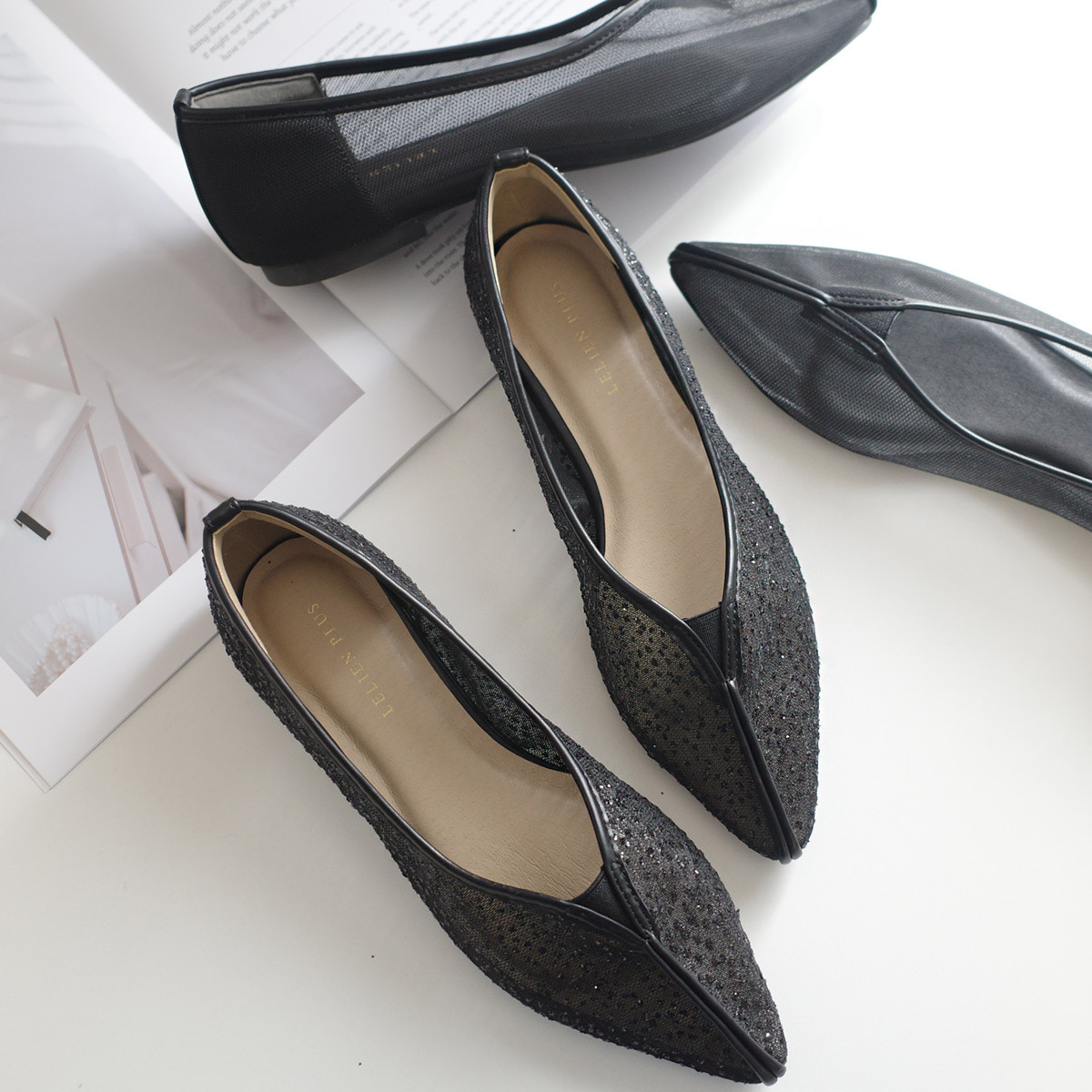 隱隱若現 尖頭V型剪裁薄紗網面平底鞋【SY027】