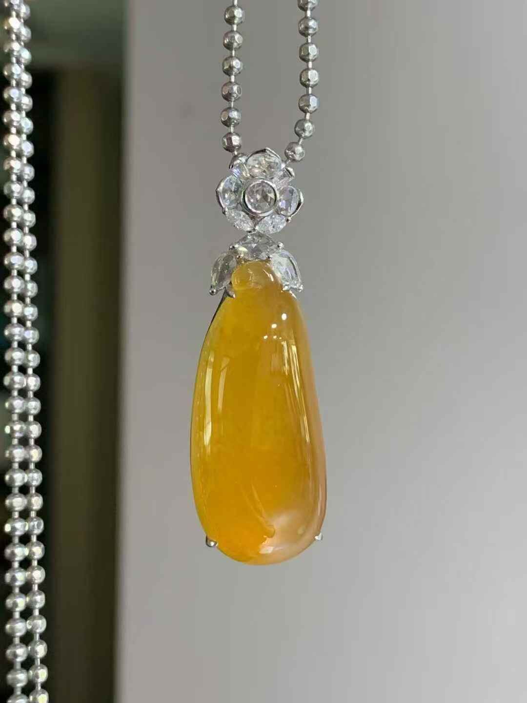 210336 翡翠黃翡福瓜吊墜