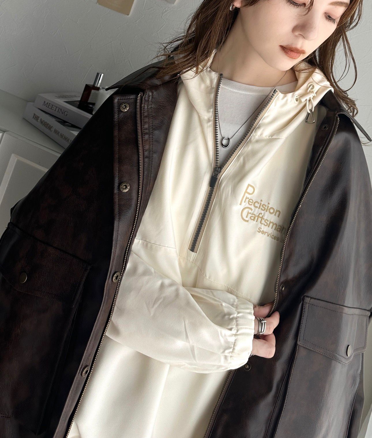 【預購】JN0305101 JAVA 奶油色機能工裝連帽上衣