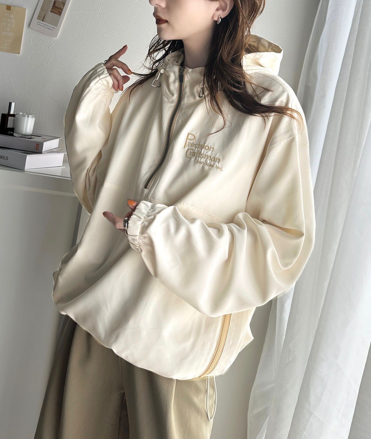 【預購】JN0305101 JAVA 奶油色機能工裝連帽上衣