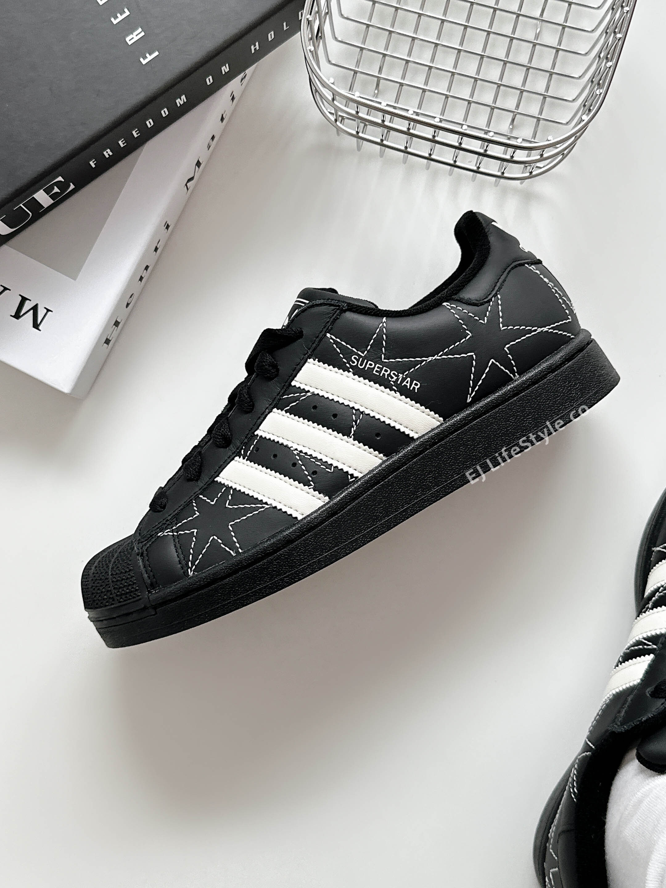 ADIDAS SUPERSTAR 2.0 貝殼頭 愛迪達 三葉草 星星縫線 星形 黑白 車線 女鞋 IH4124 /  現貨