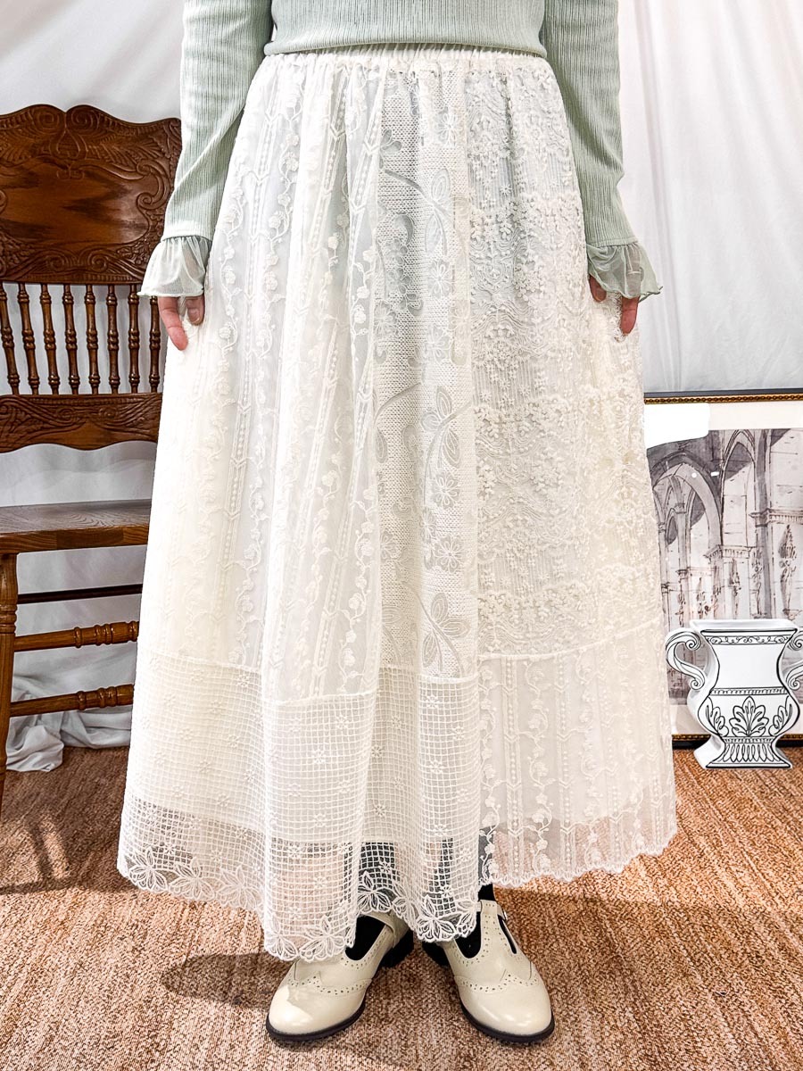 橡根腰．LACE網布 半截裙 (有厘布)