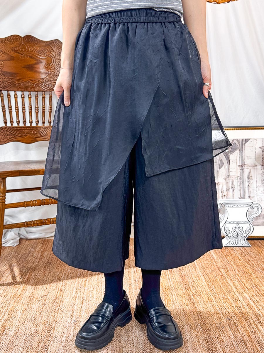 橡根腰．DOUBLE LAYER網紗 拼 滑滑料裙褲