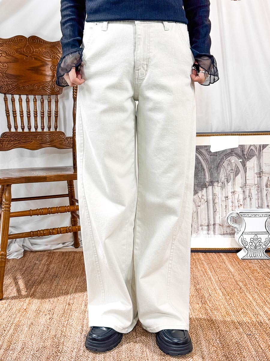 腰位內橡根．扯布料直腳褲