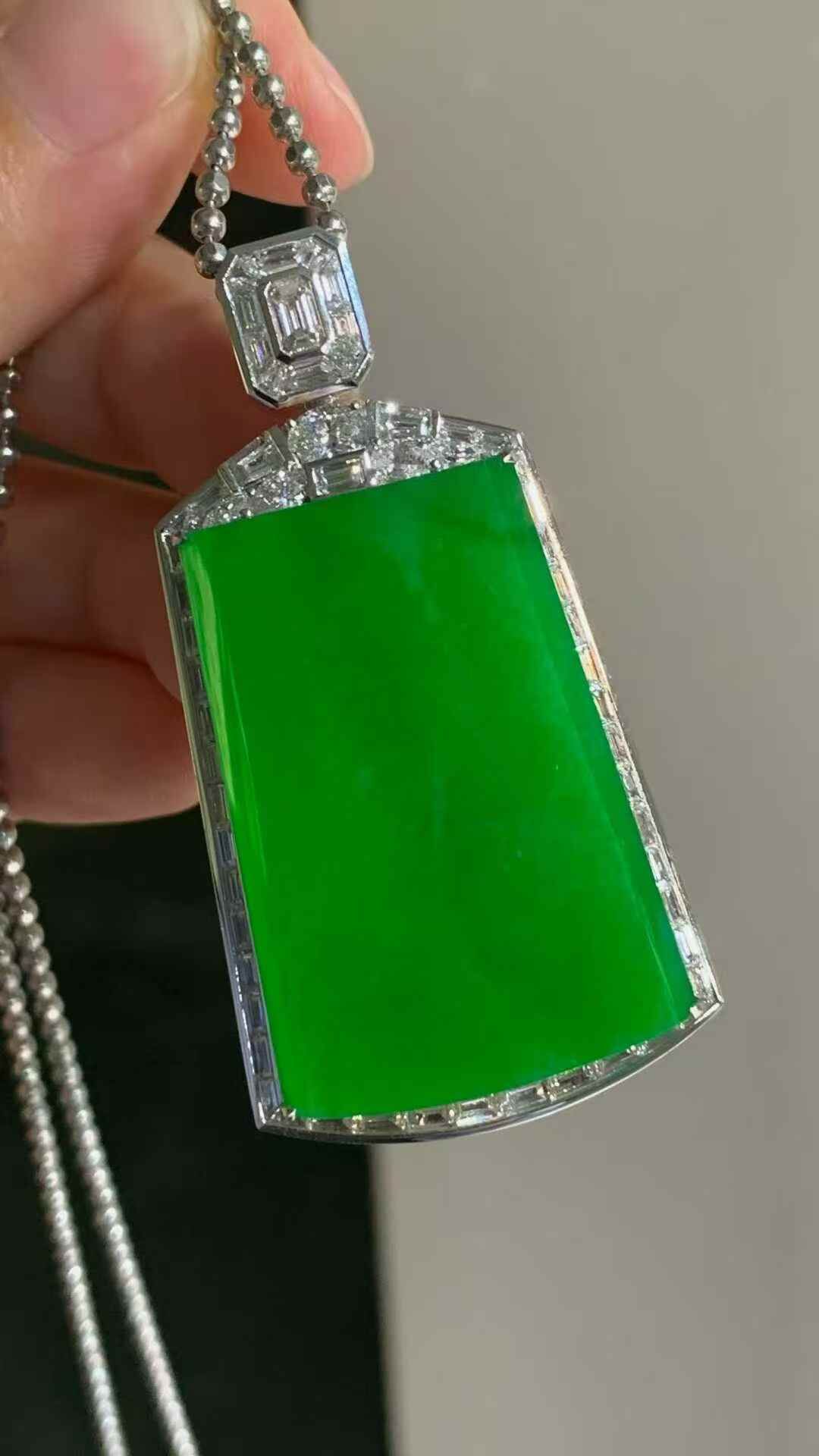 210343 翡翠無事牌吊墜