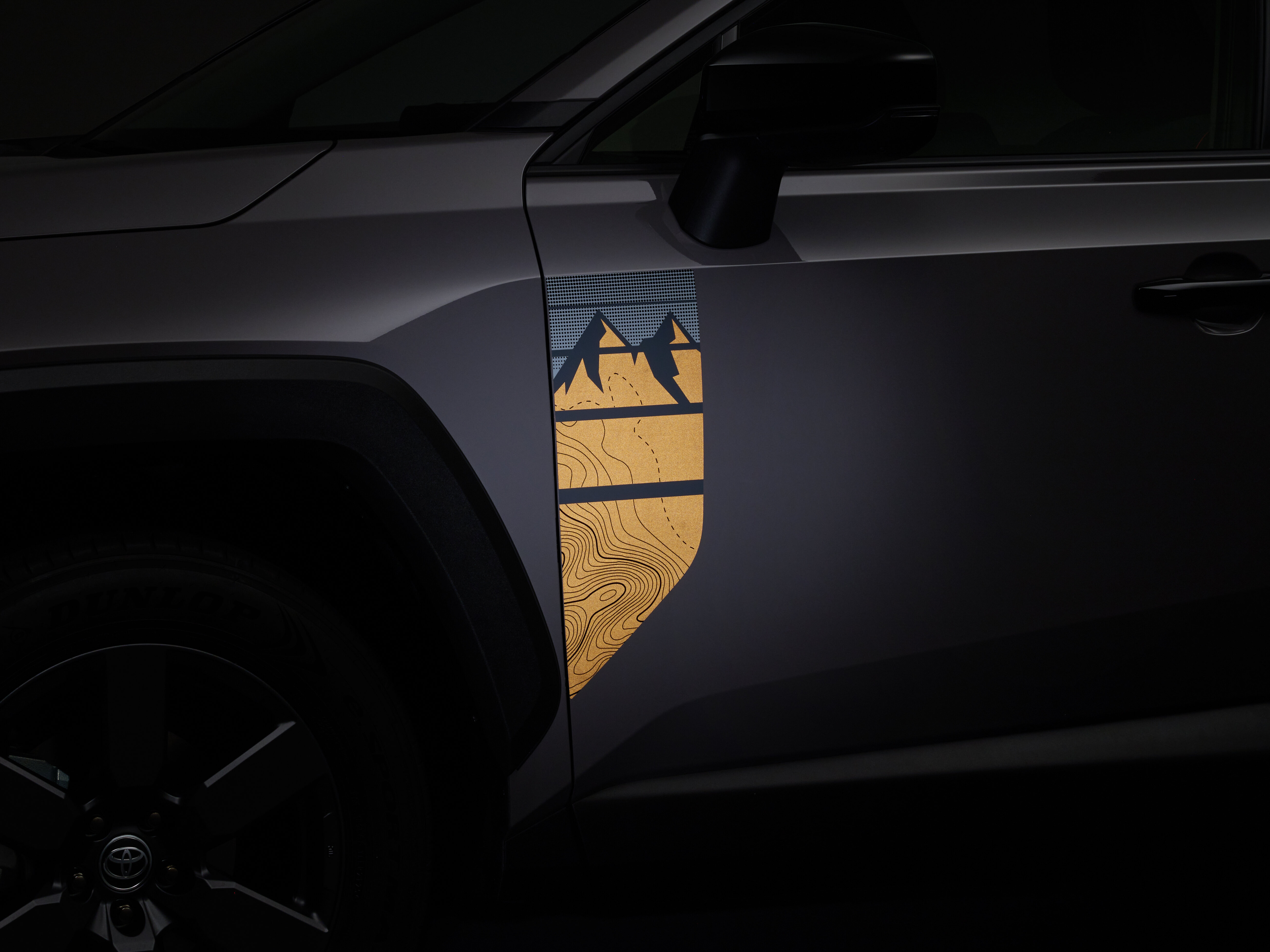 TOYOTA日規選配件-TZ 反光貼紙 TOYOTA RAV4 6代