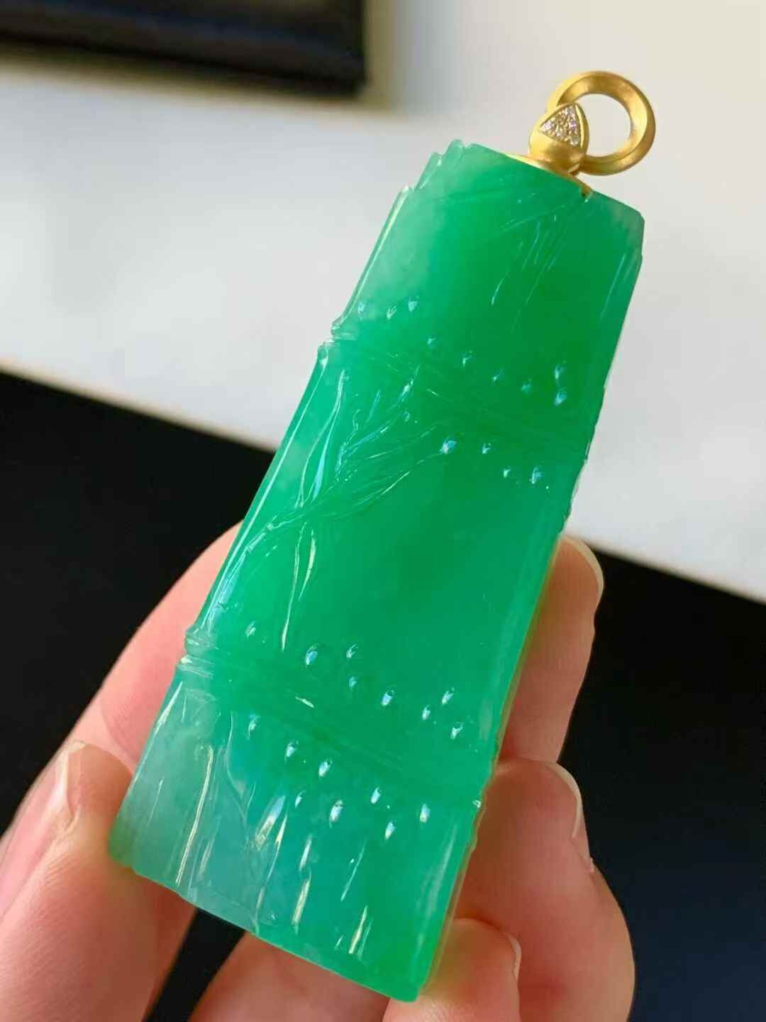 210344 翡翠竹節牌吊墜